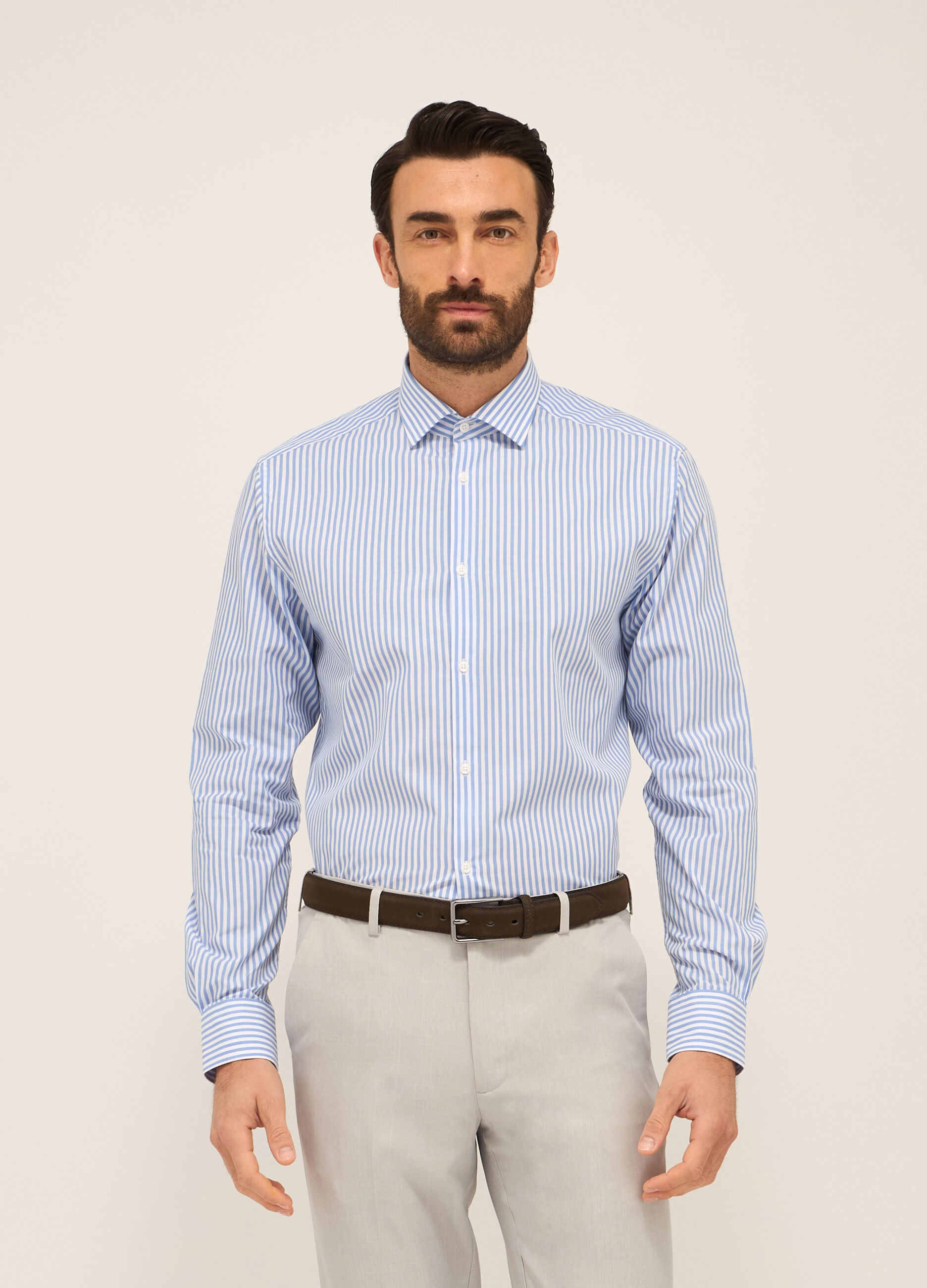 Camicia regular fit in misto cotone a righe_0