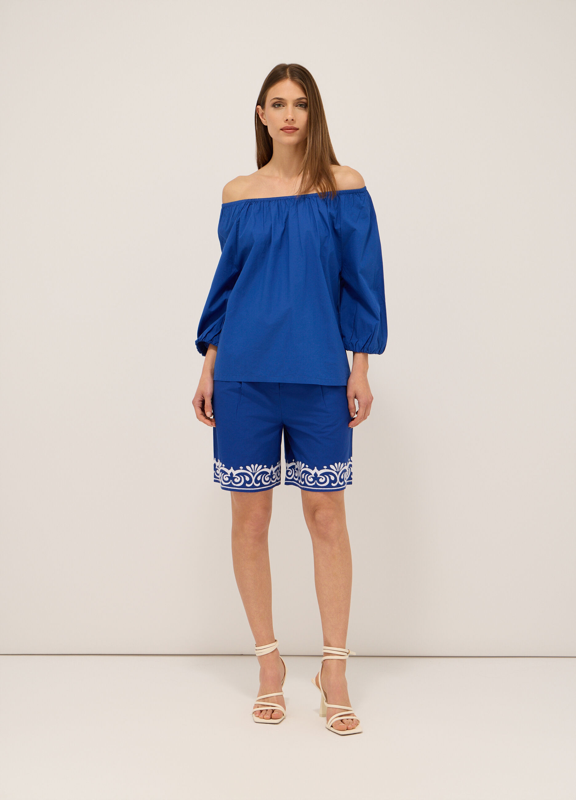 Shorts in puro cotone con ricamo donna_0
