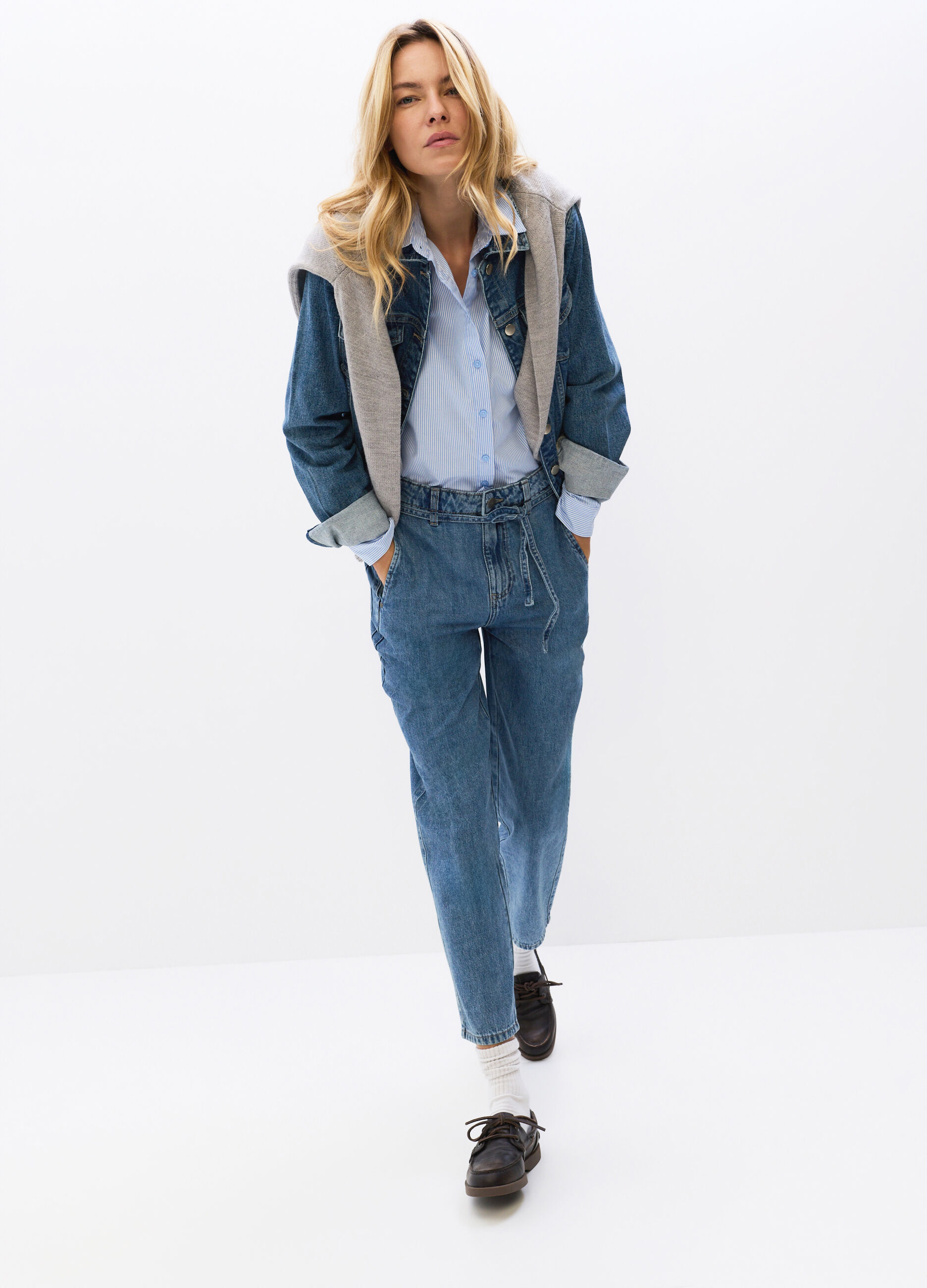 Pantaloni Slouchy Fit in denim di puro cotone donna_3