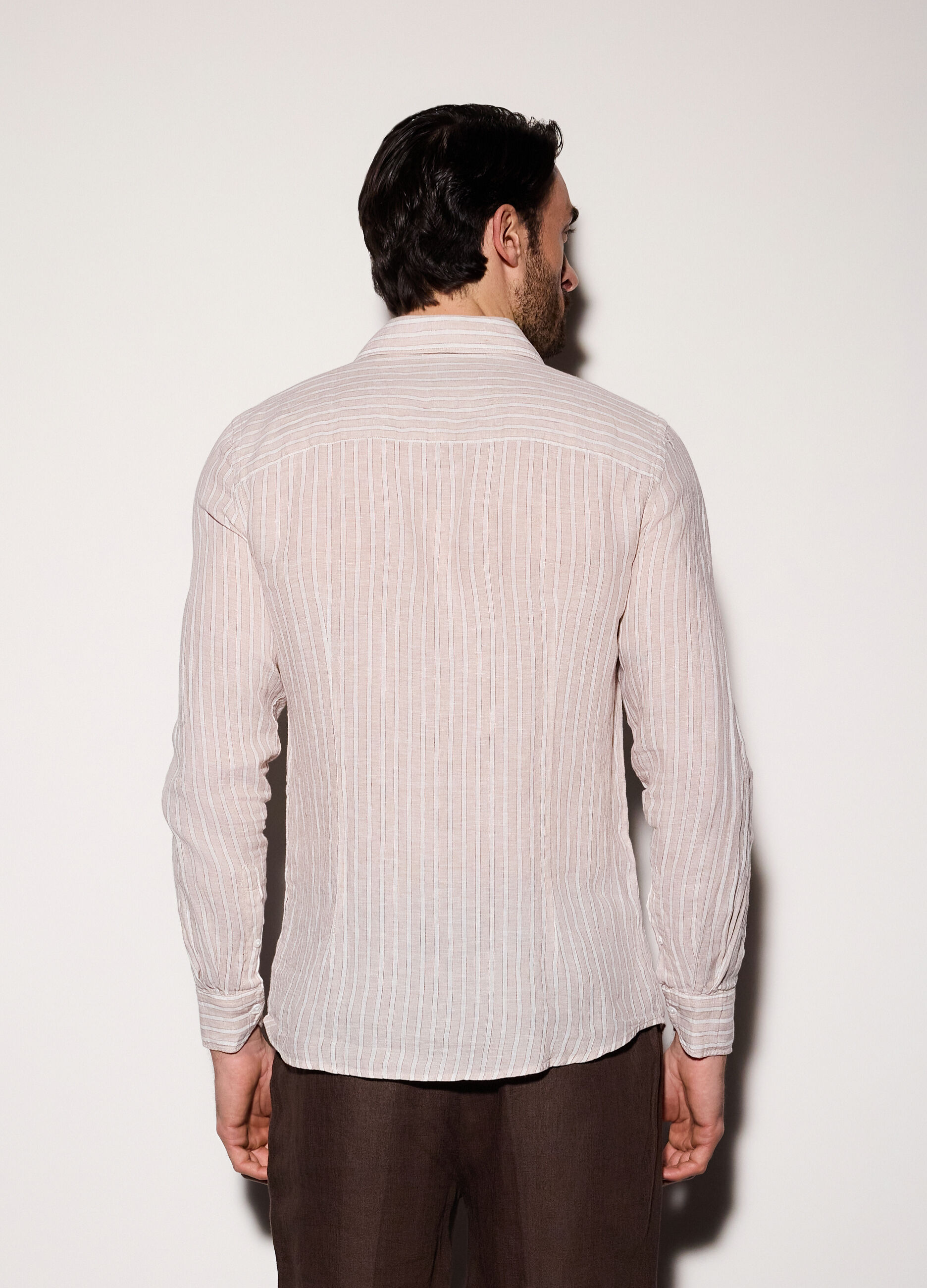 Camicia slim fit in lino a righe uomo_1