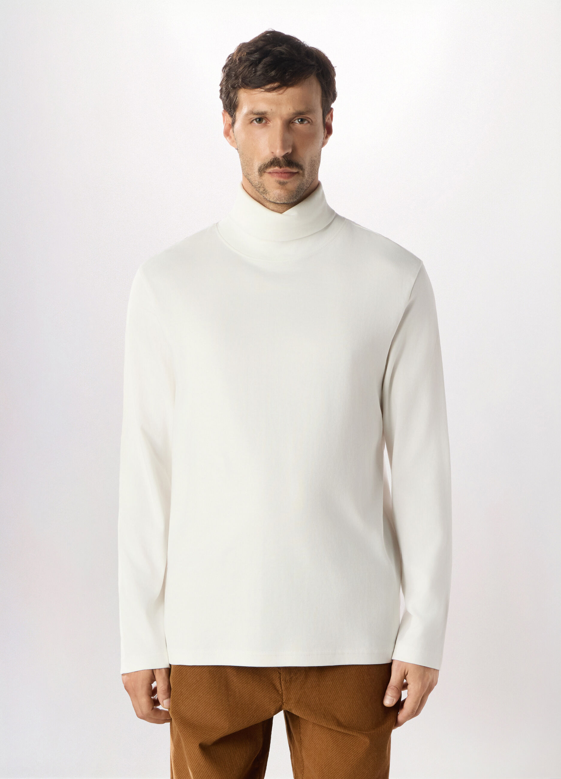 Maglia a collo alto in puro cotone uomo_0