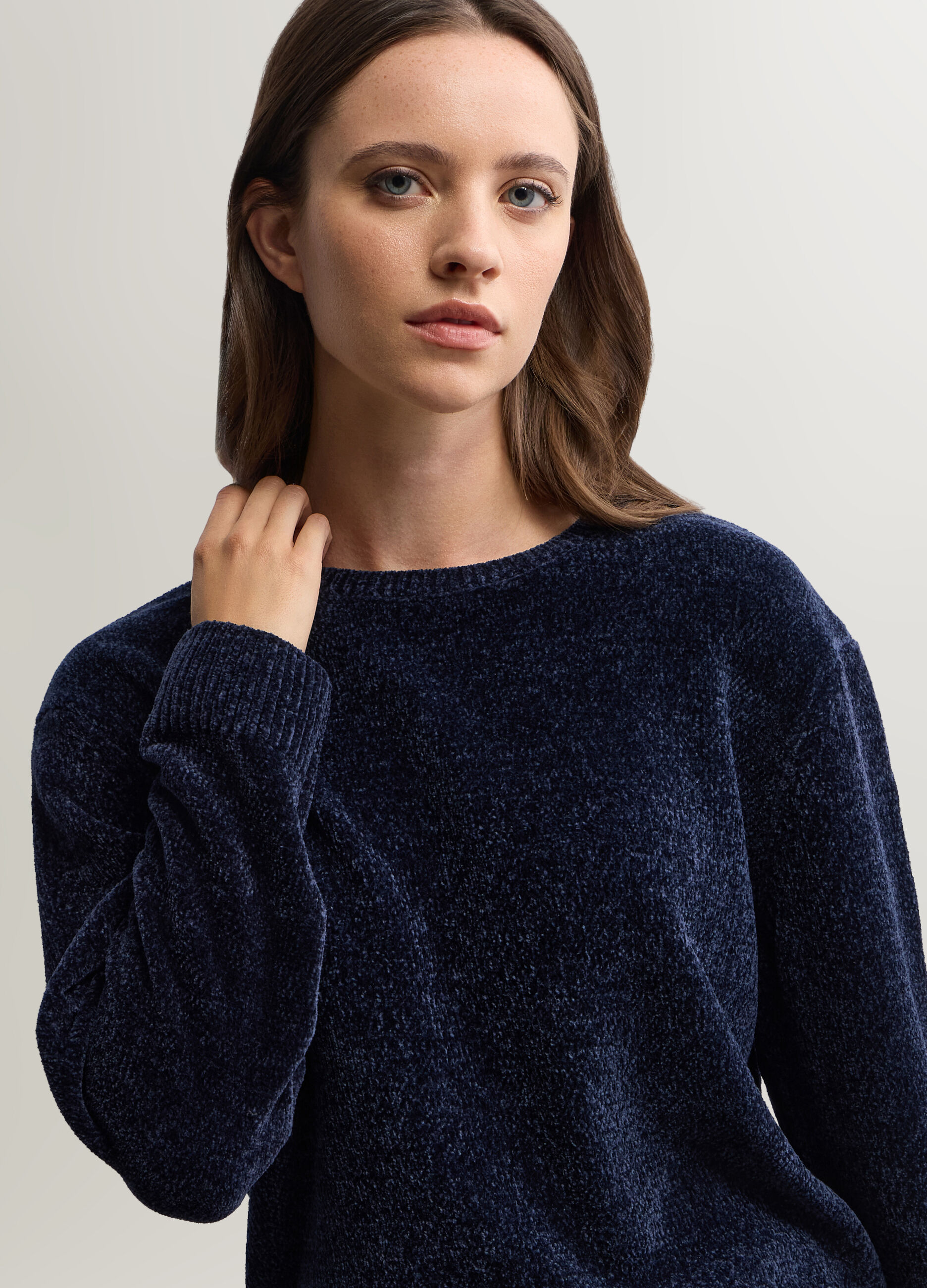 Maglione girocollo rasato in ciniglia donna_2