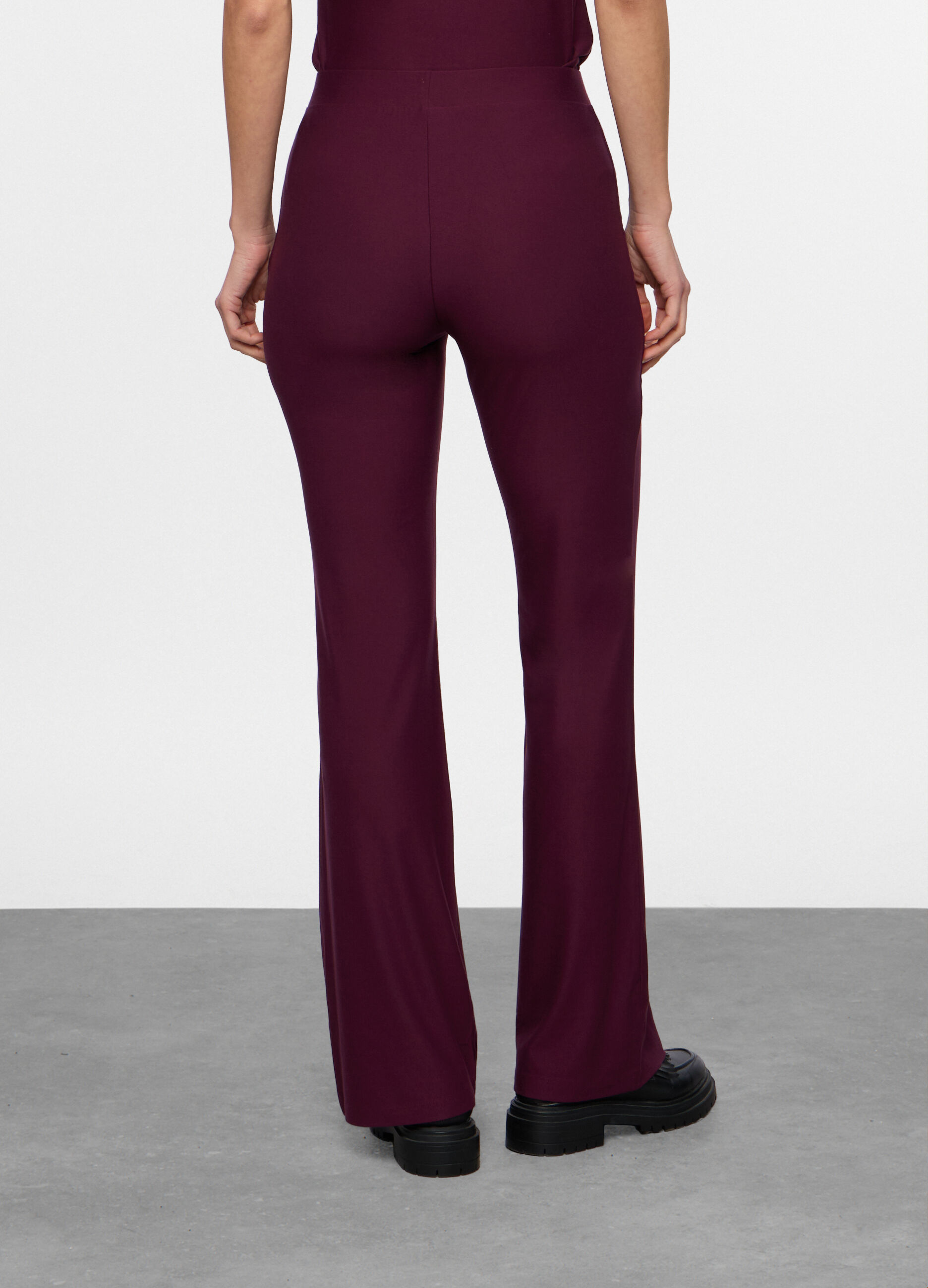 Pantaloni flare fit stretch donna_1