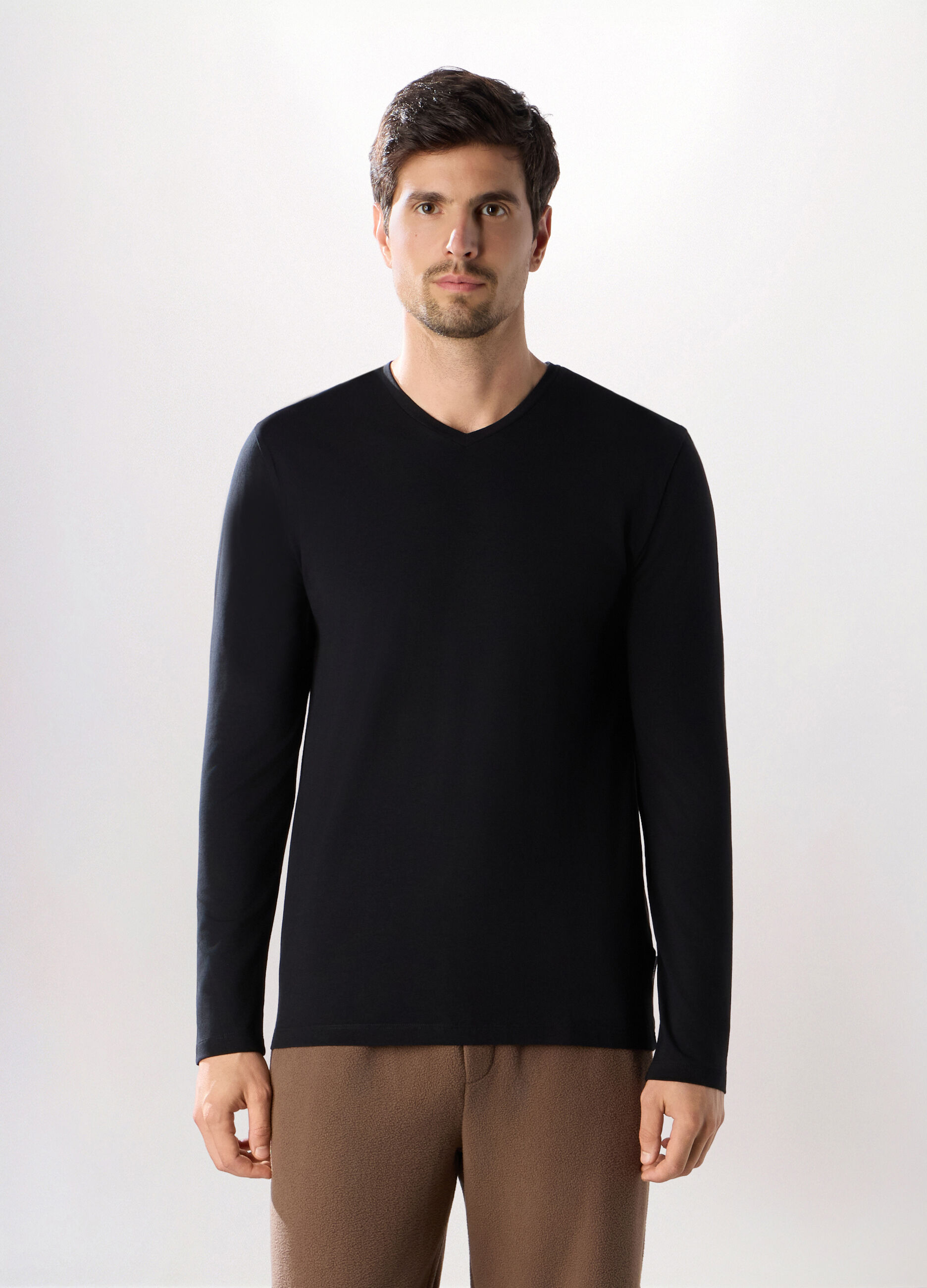 T-shirt sportiva collo a V maniche lunghe uomo_0