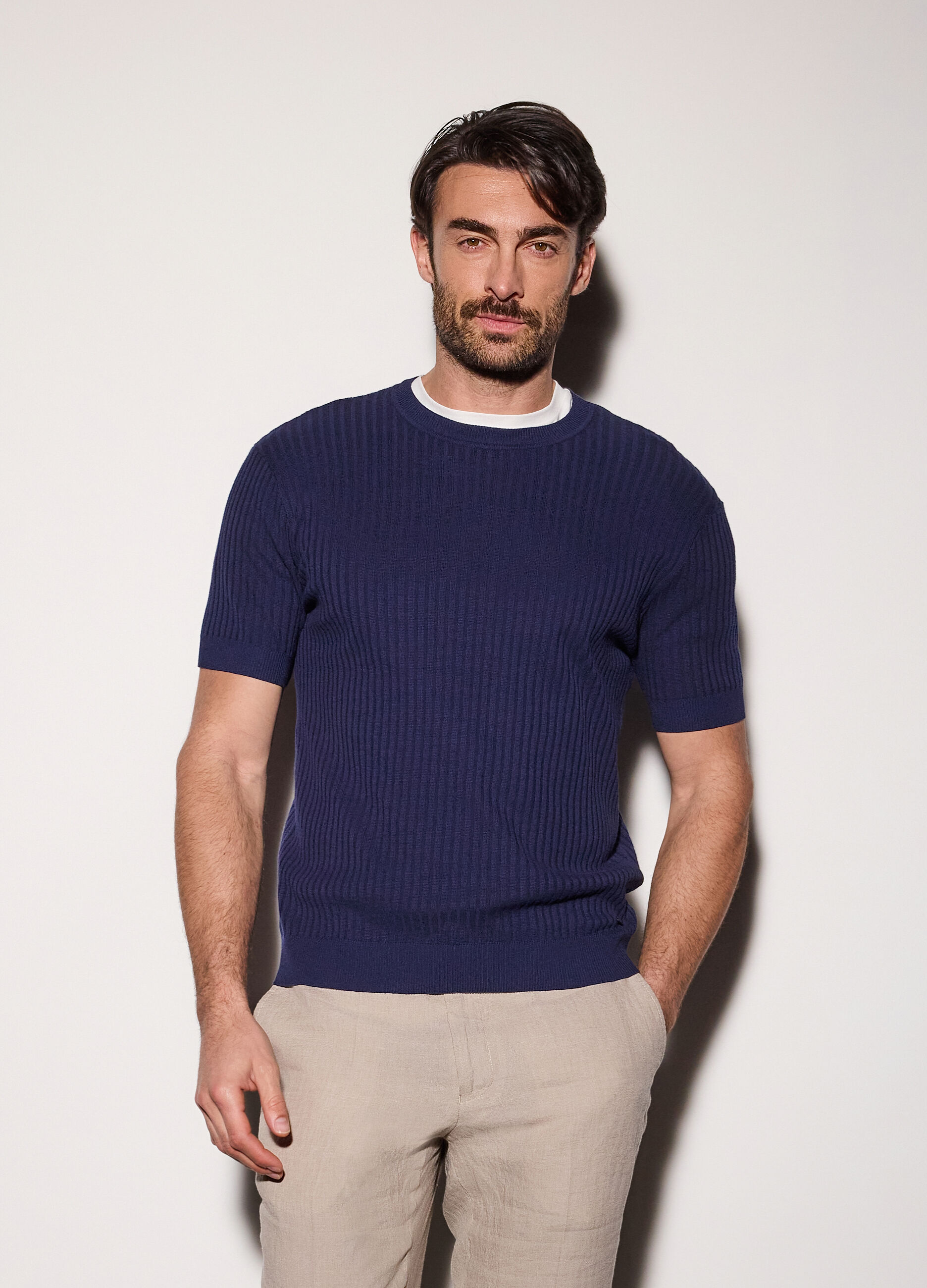 Maglietta a maniche corte in cotone a coste uomo_0