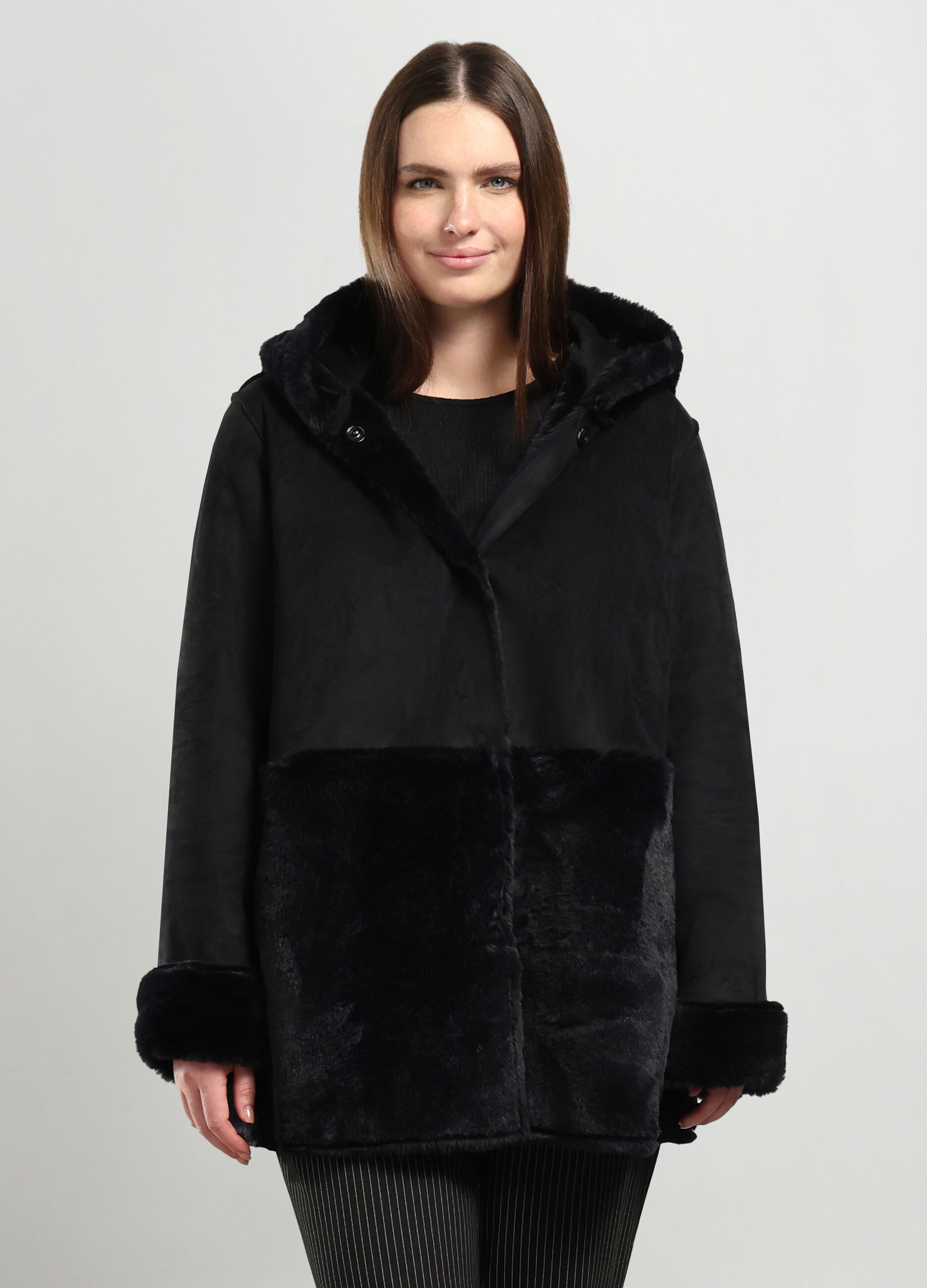 Cappotto in eco fur donna curvy_0