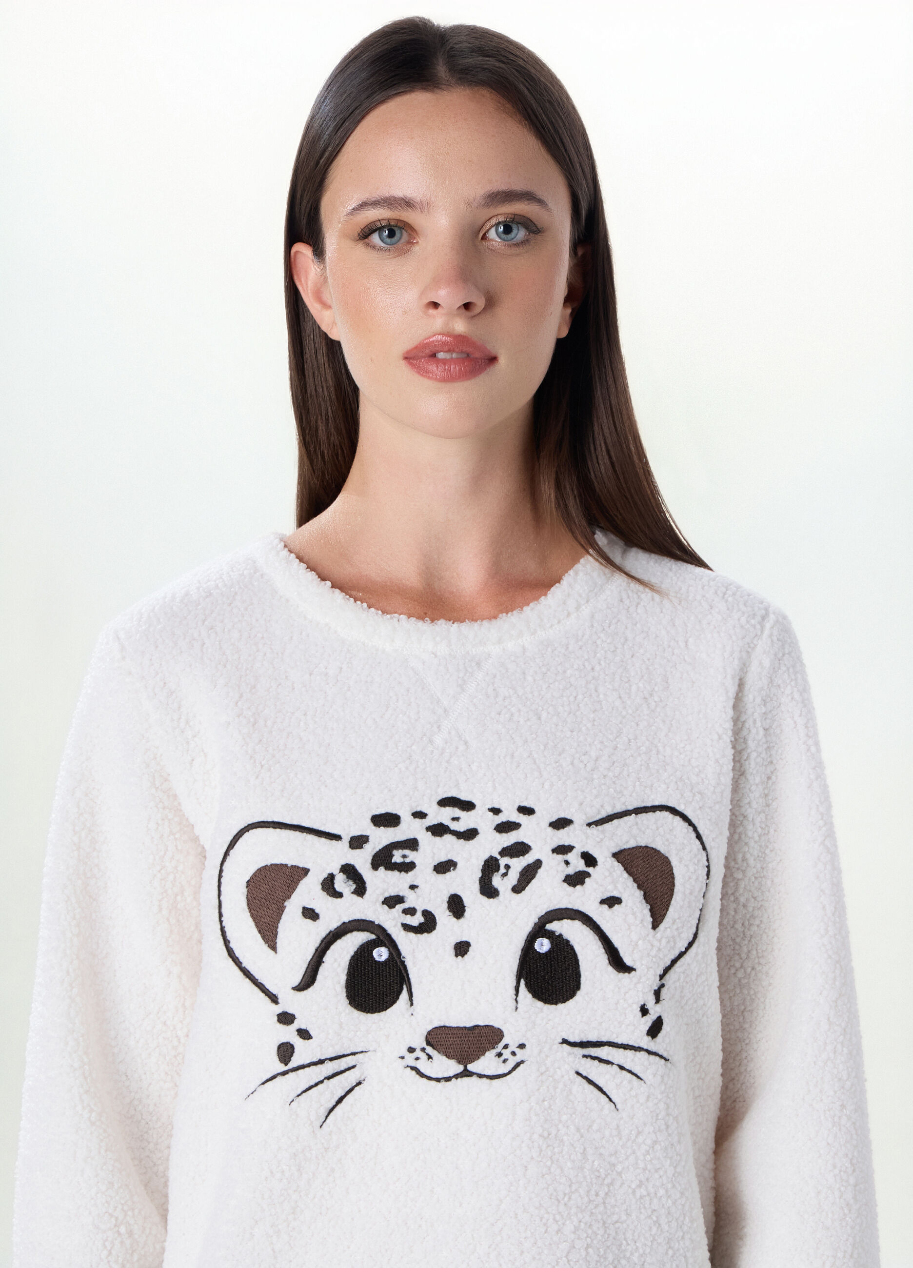 Top pigiama in pile teddy con ricamo donna_2