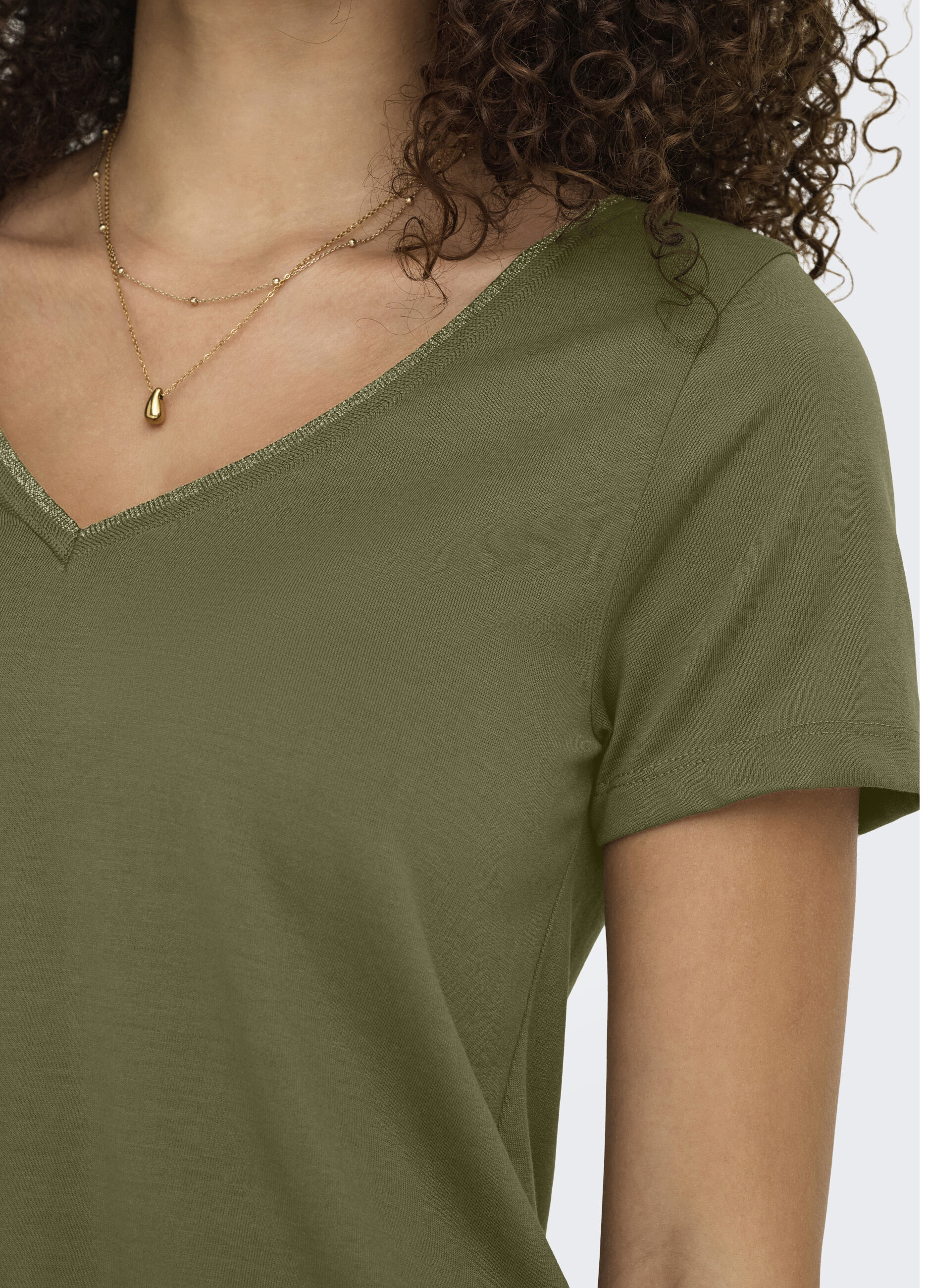 Top con scollo a V_2