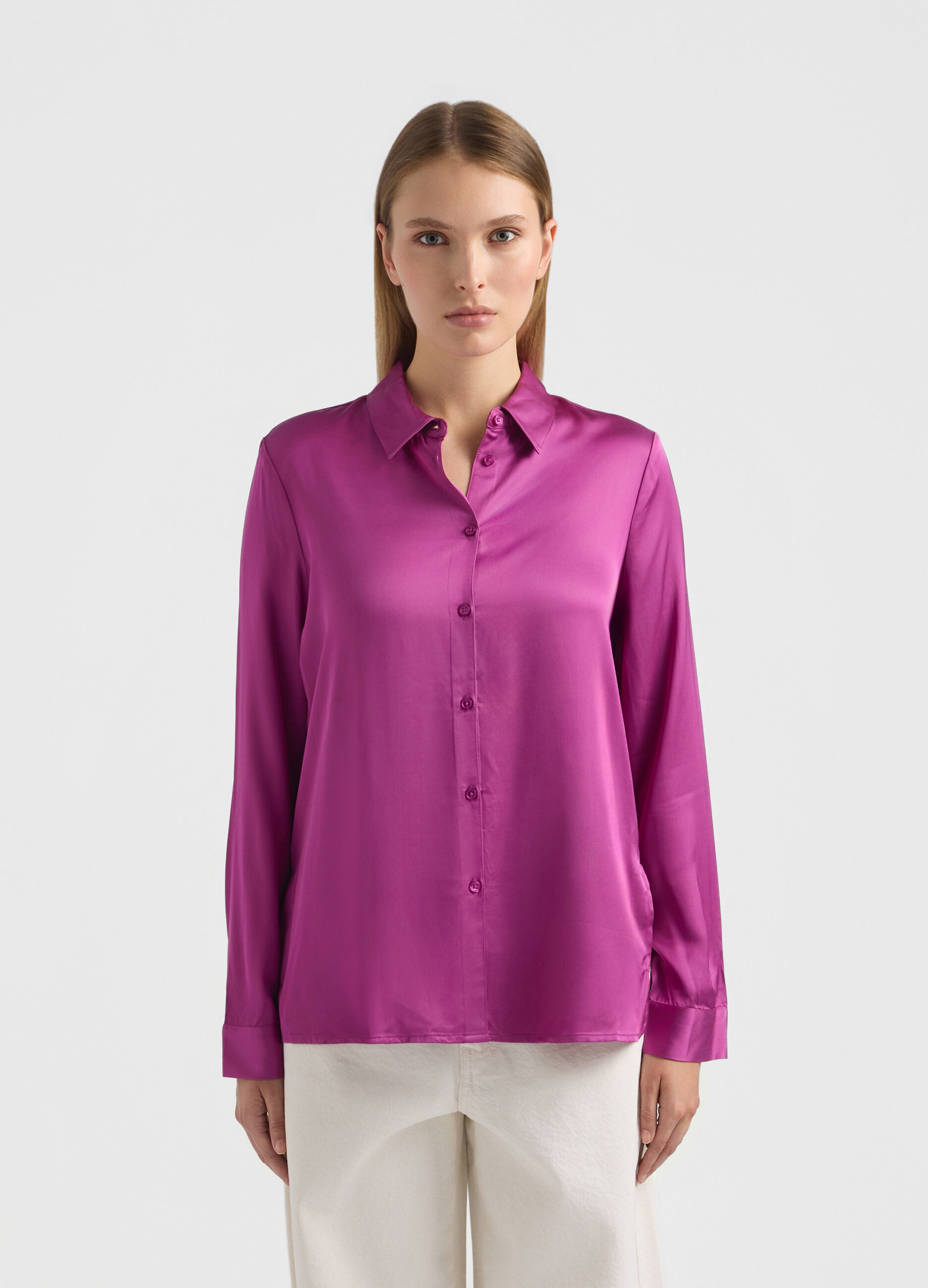 Camicia Fit Regular con colletto alla francese in raso di pura viscosa donna_1