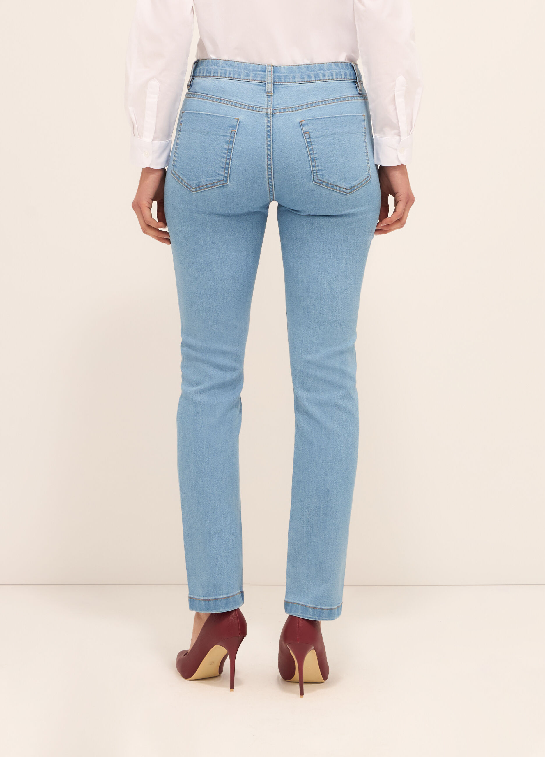 Pantaloni in denim stretch donna_1