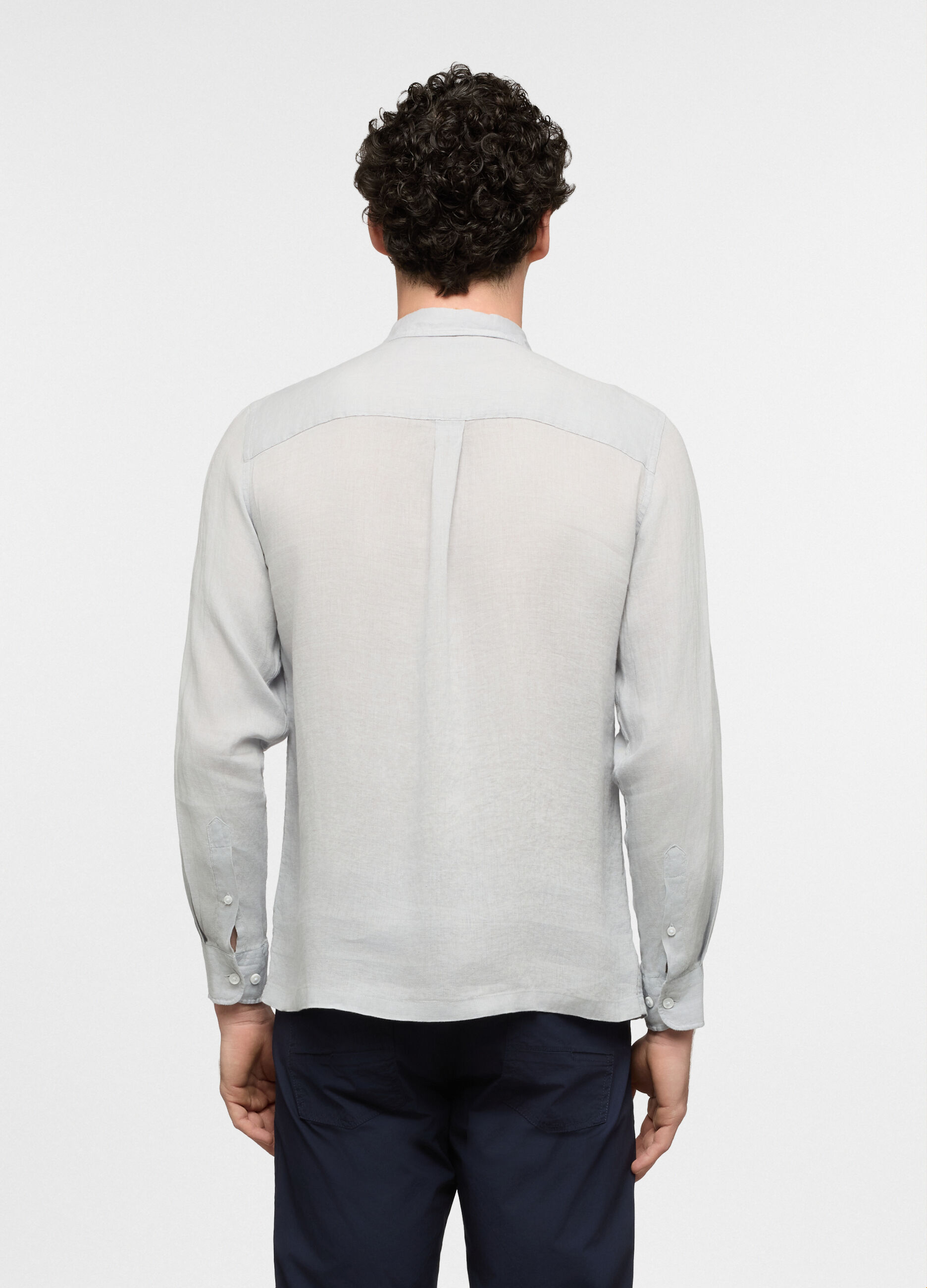 Camicia regular fit in lino con collo classico e doppia tasca uomo_1