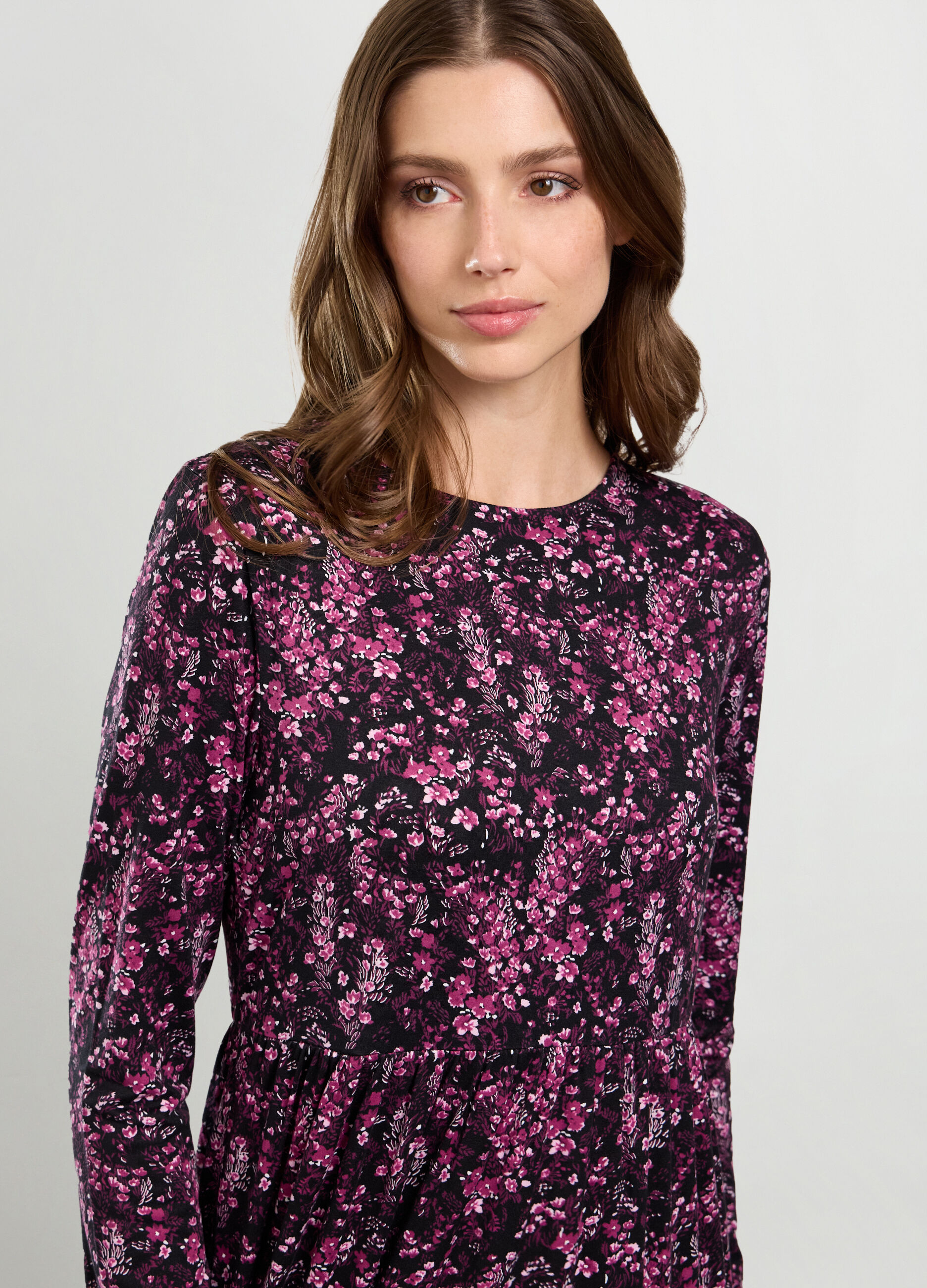 Abito lungo a balze in jersey donna_2