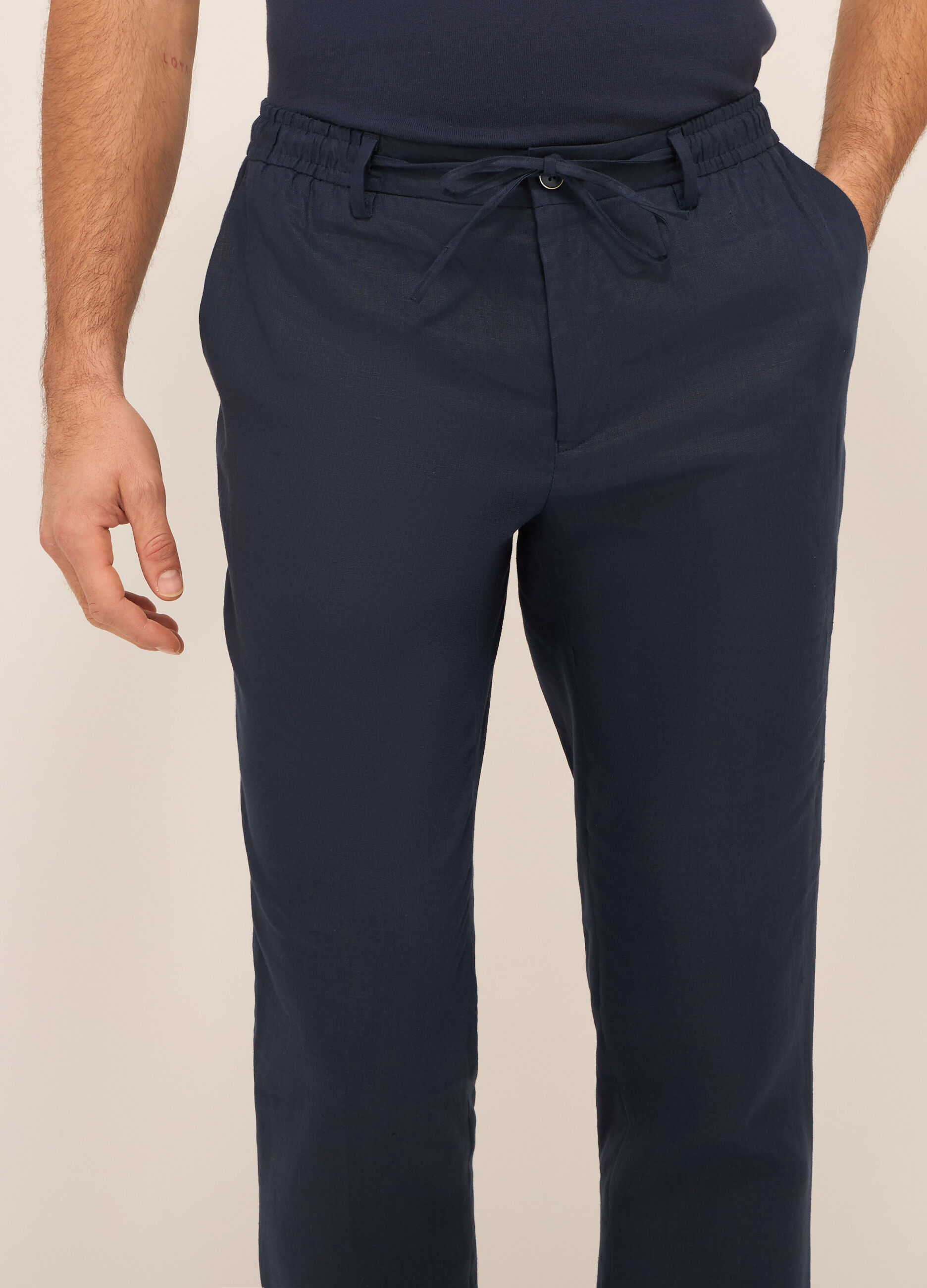 Pantaloni chino in puro lino uomo_2