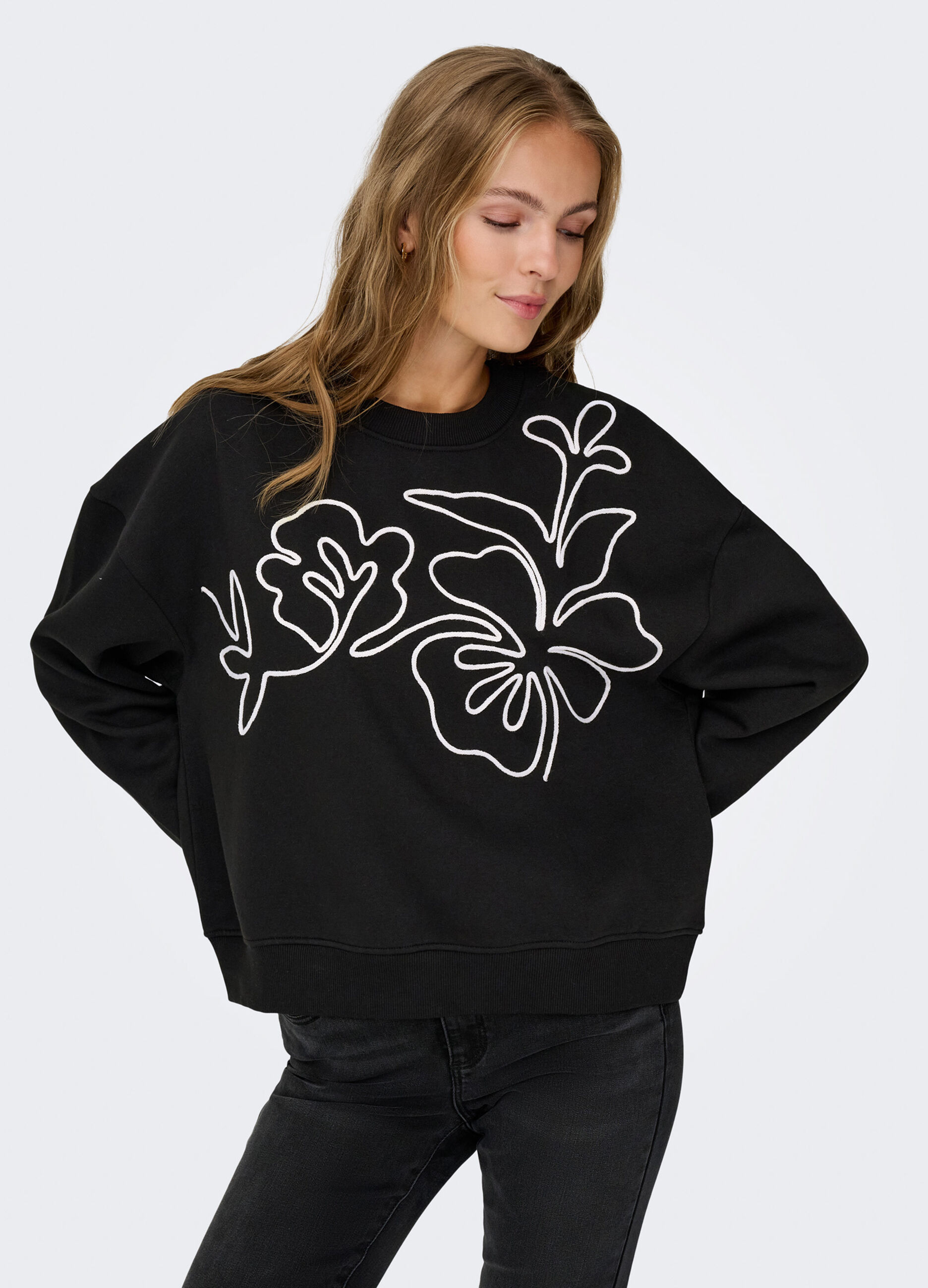 Felpa con ricamo donna_3