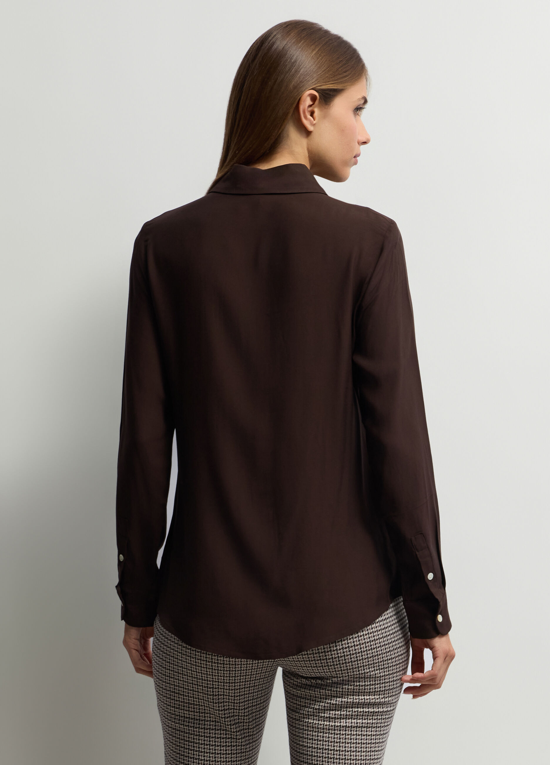 Camicia Fit Regular con colletto alla francese in pura viscosa donna_1