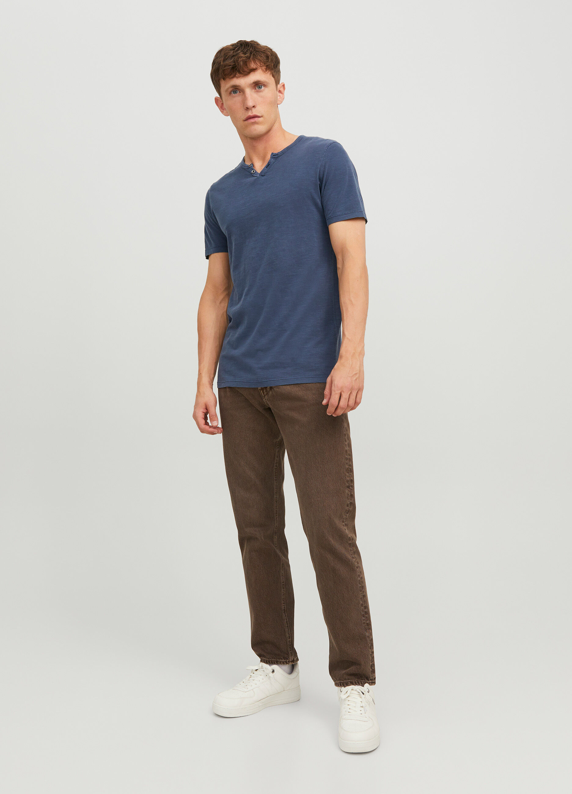 T-shirt collo serafino uomo