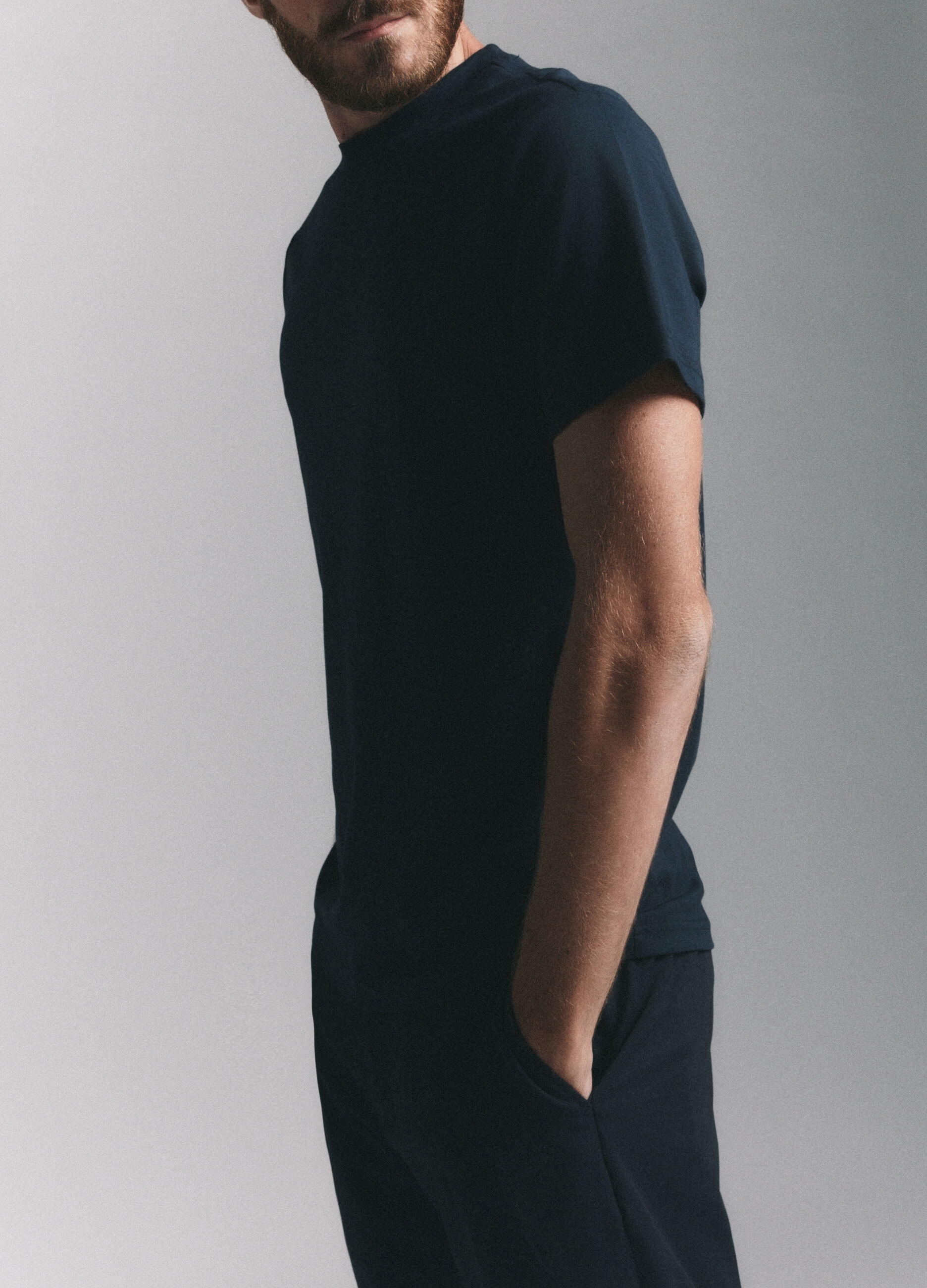 T-shirt girocollo in interlock di cotone uomo_2