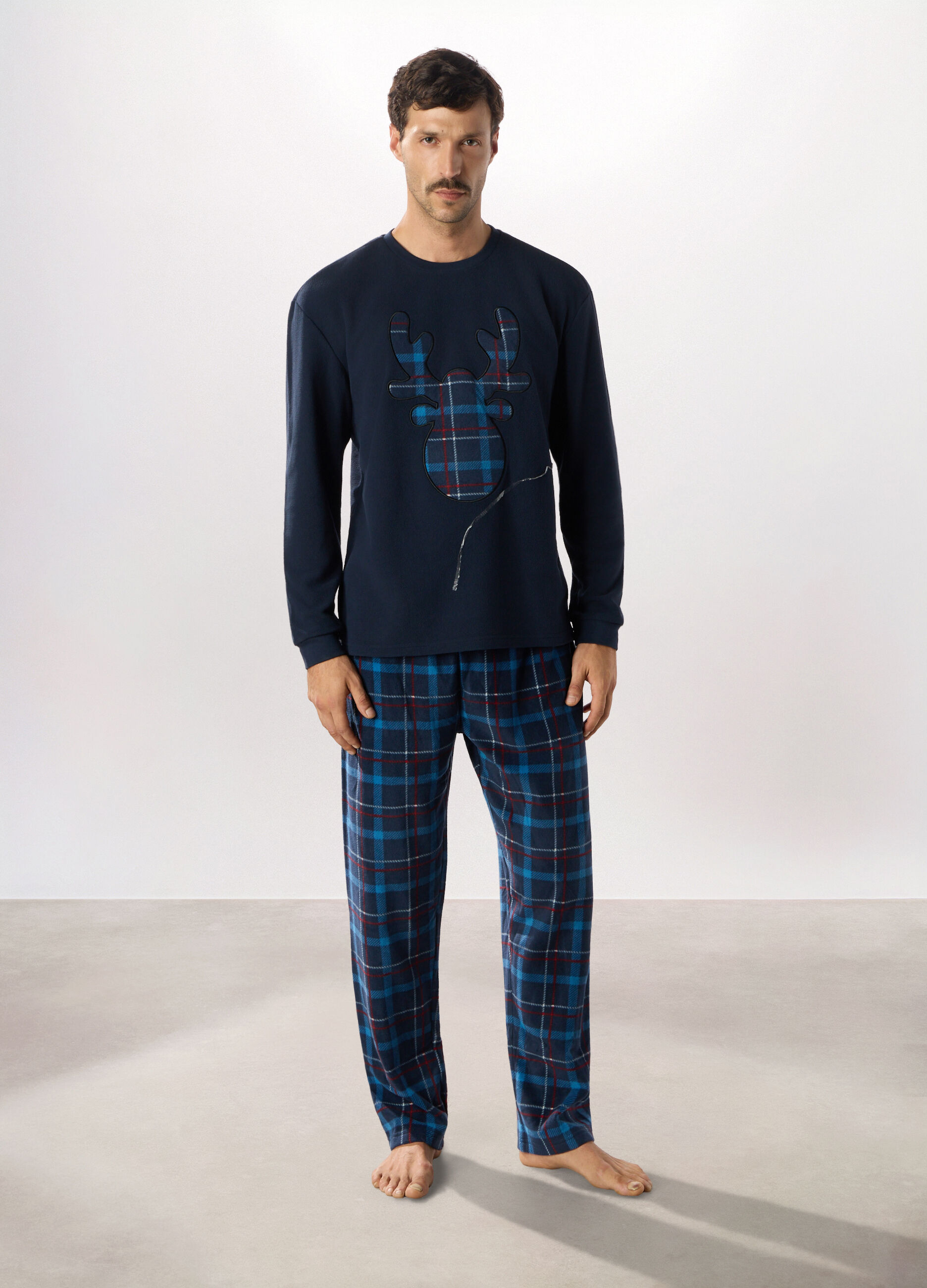 Pigiama lungo con ricamo in pile uomo_0