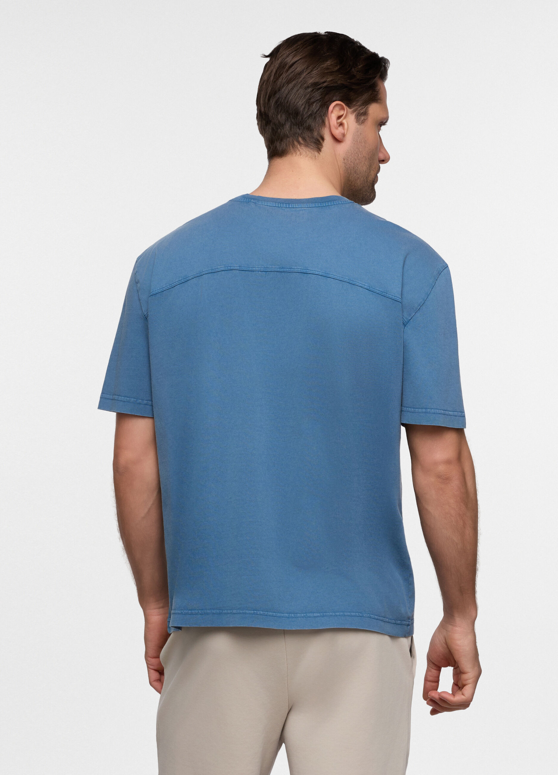 T-shirt relaxed fit in cotone uomo_1