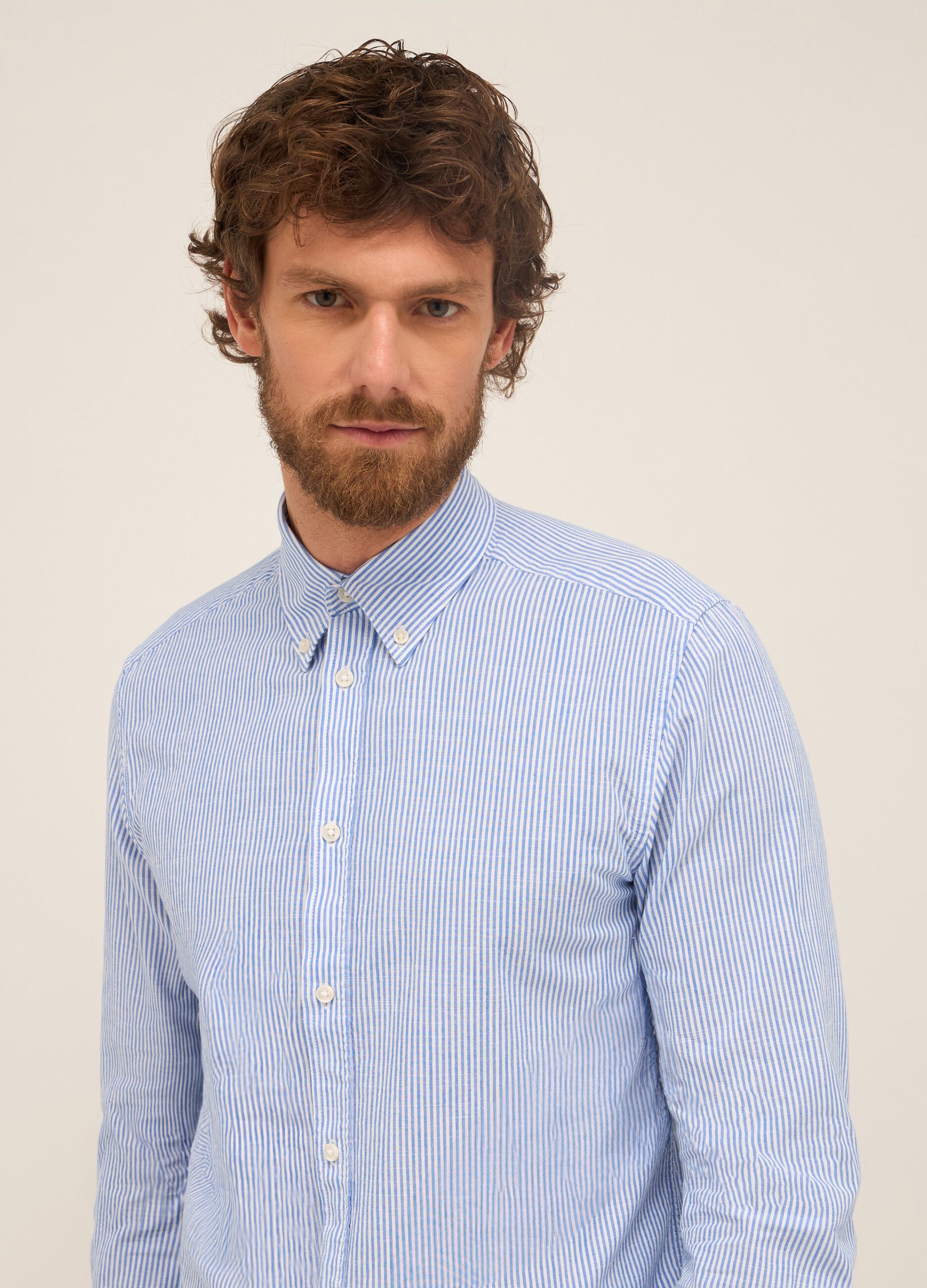 Camicia regular fit button-down a righe uomo_2