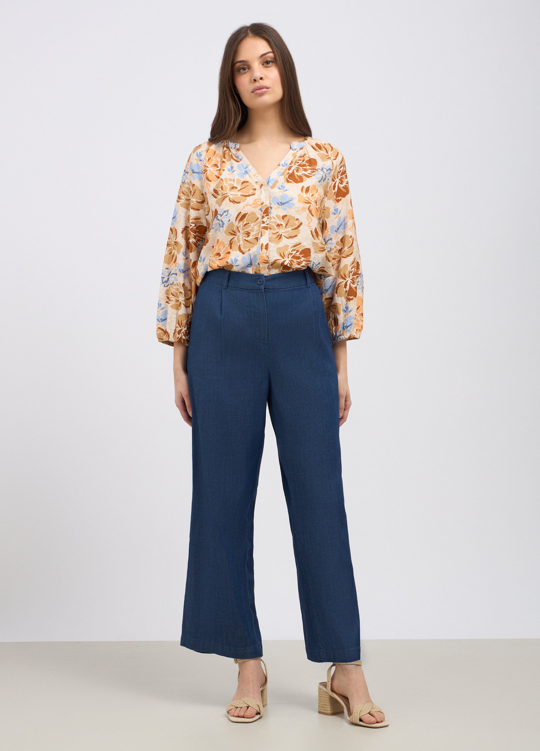 Pantaloni flare fit donna_0