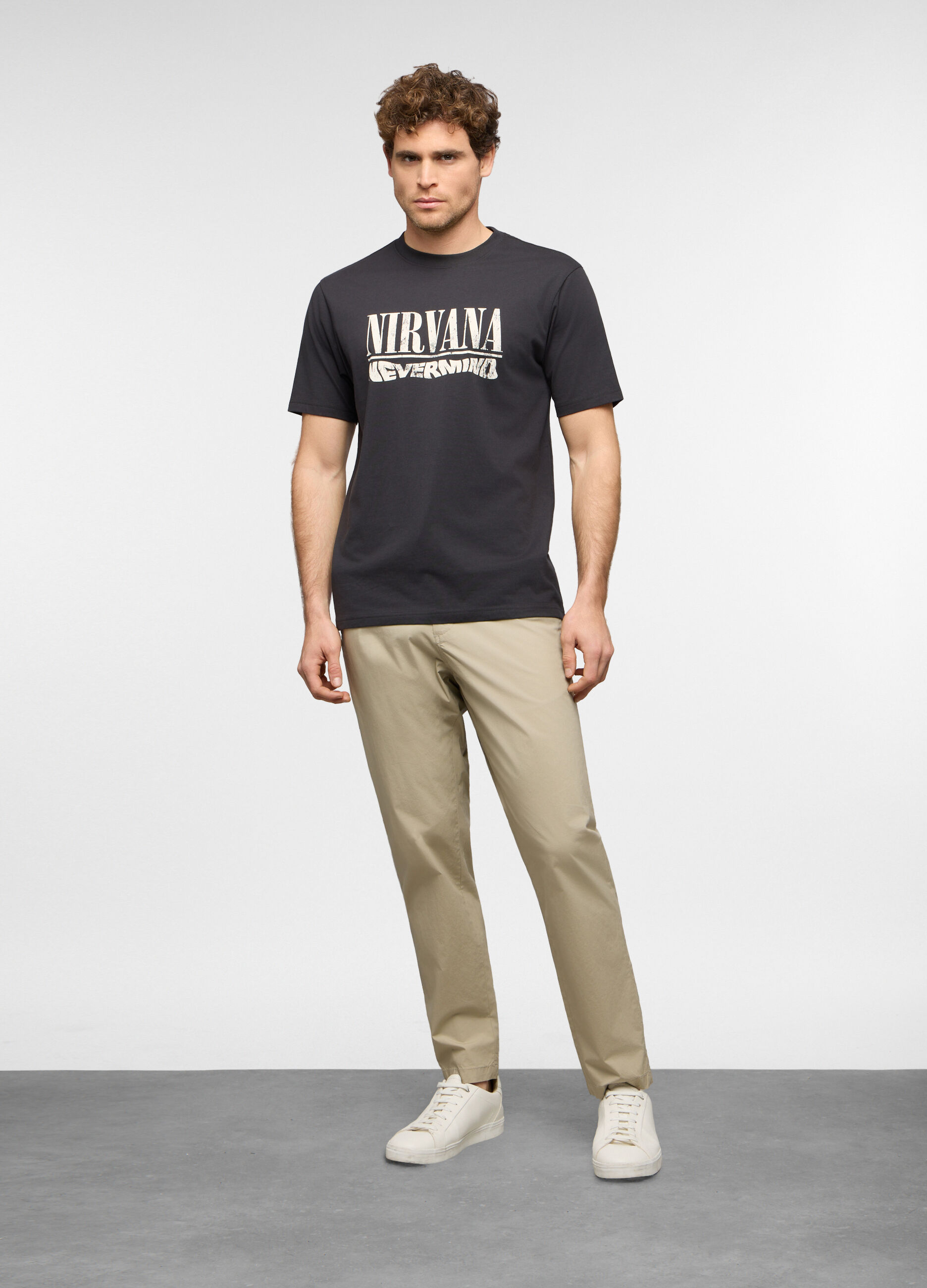 Pantaloni chino relaxed fit in cotone stretch uomo_0