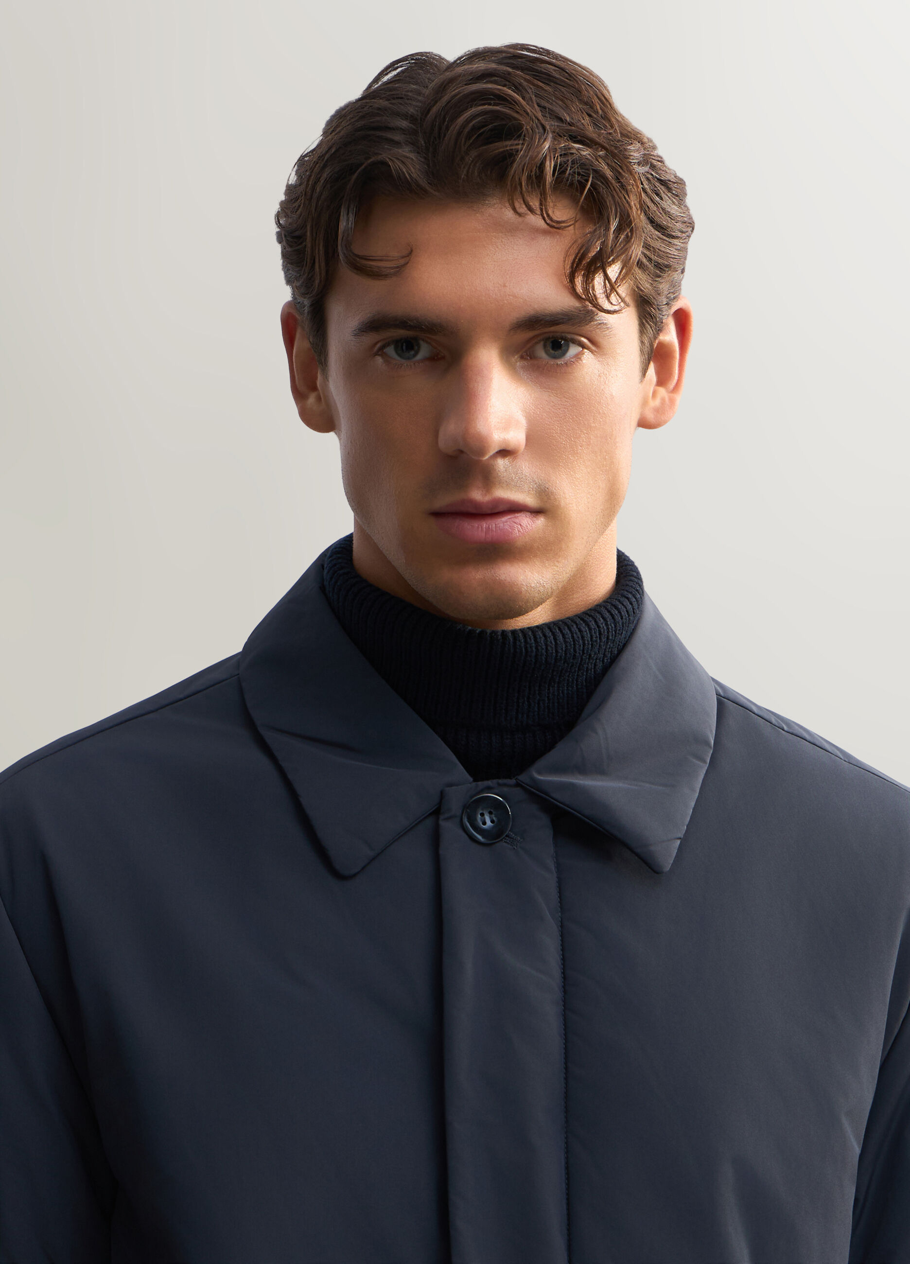 Cappotto imbottito in tessuto tecnico uomo_2
