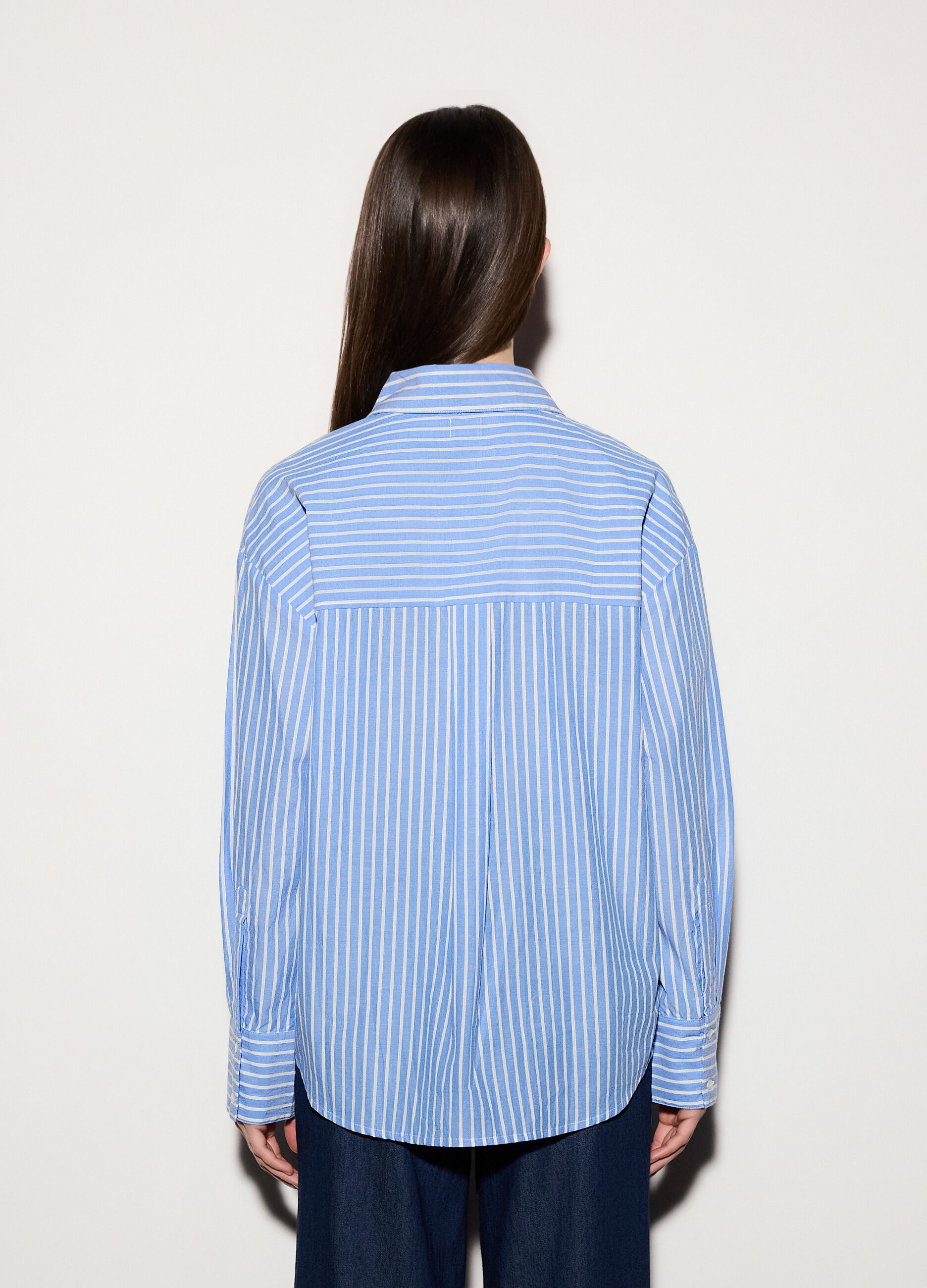 Camicia over fit con colletto alla francese donna_2