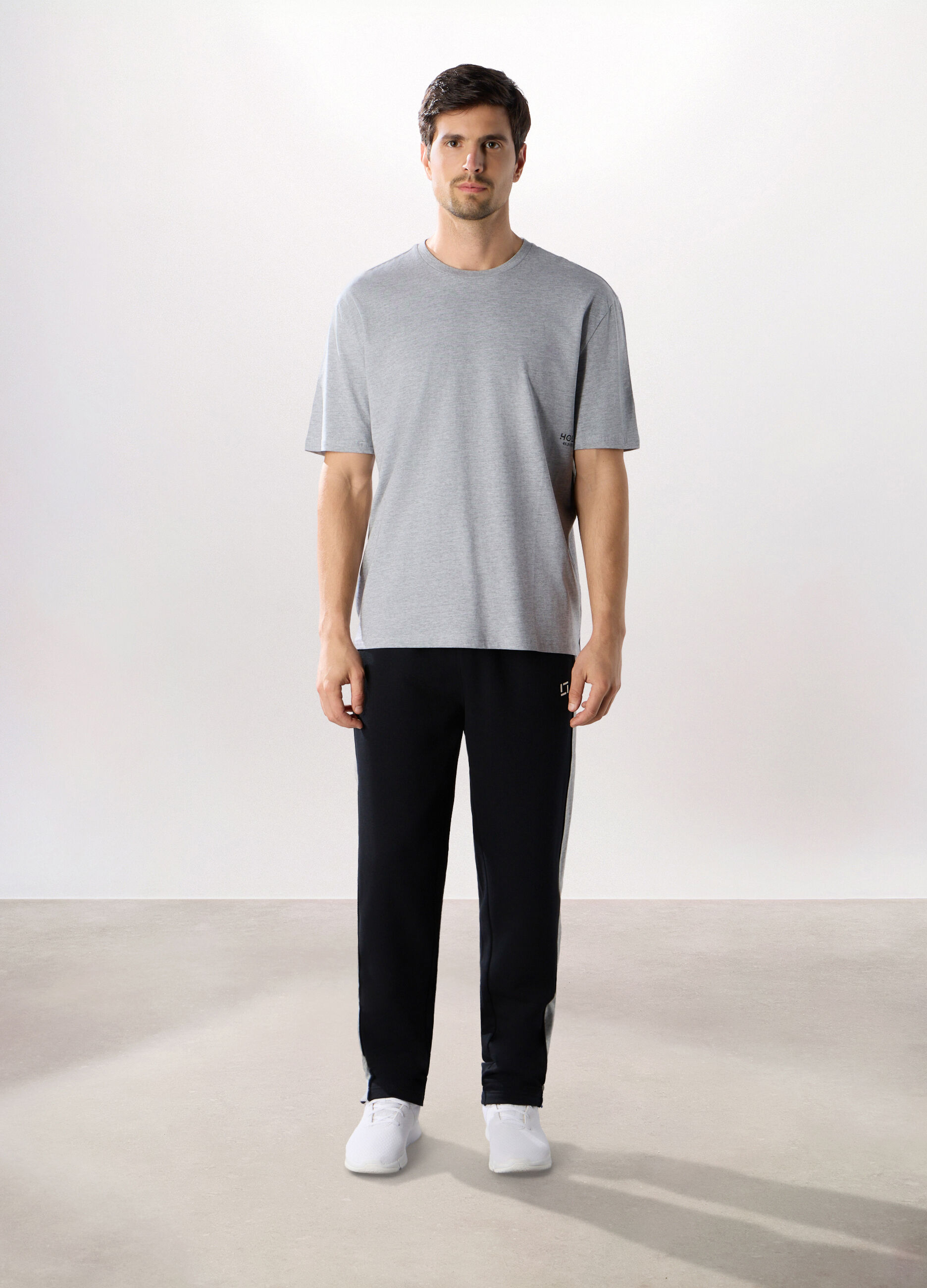 Jogger bicolore in misto cotone uomo_0