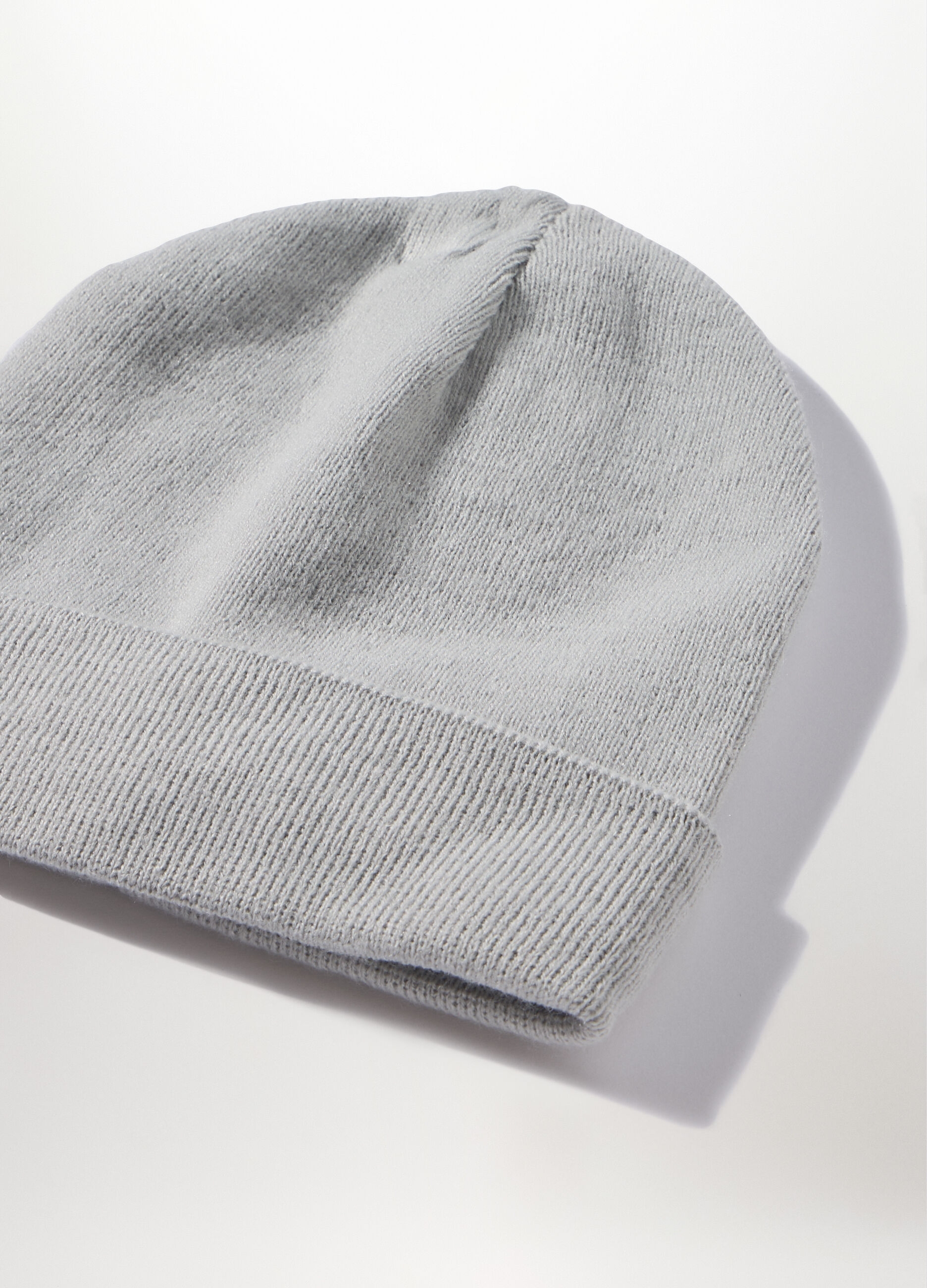 Berretto in maglia con risvolto uomo_2