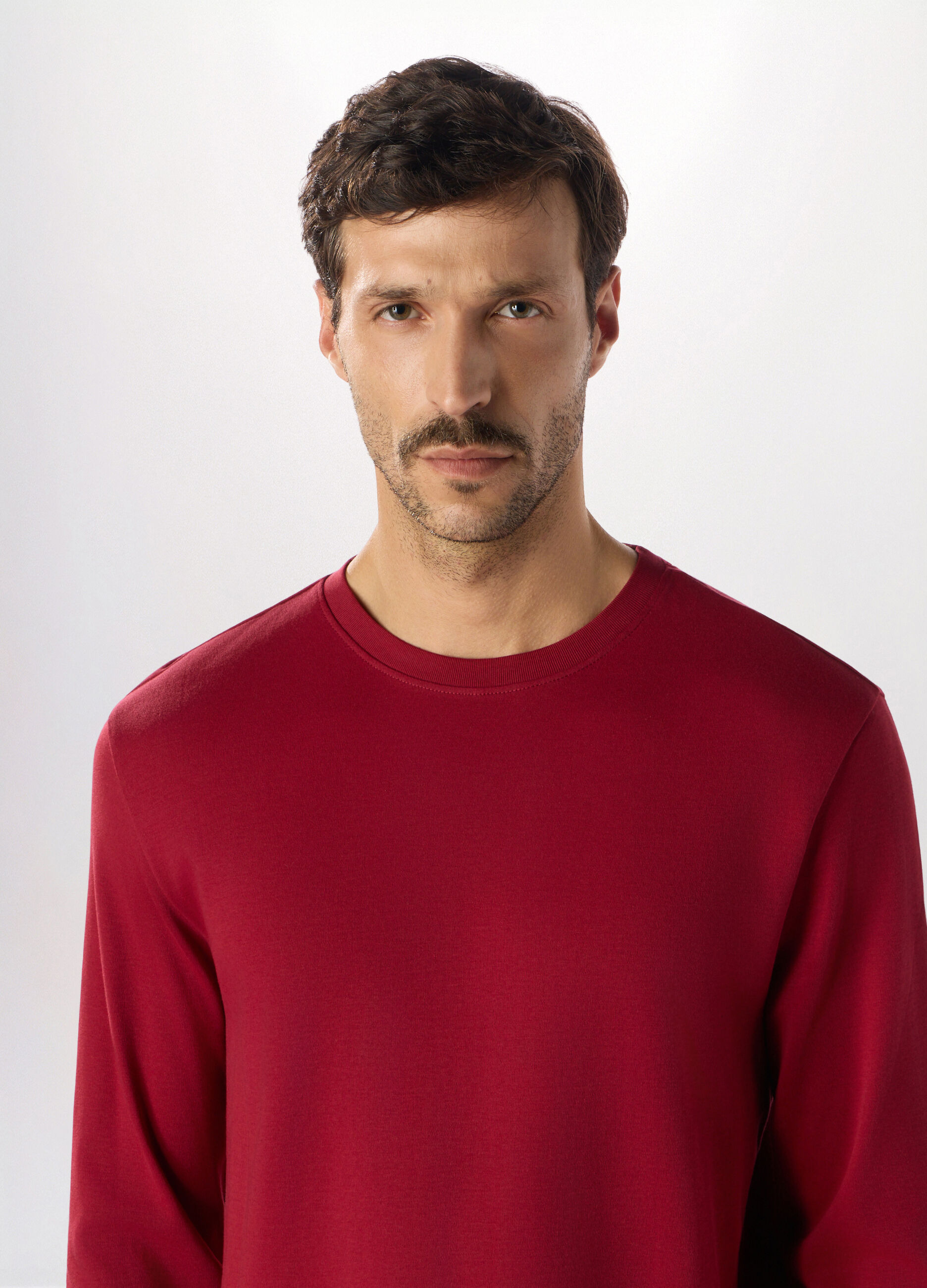Maglia girocollo in puro cotone uomo_2