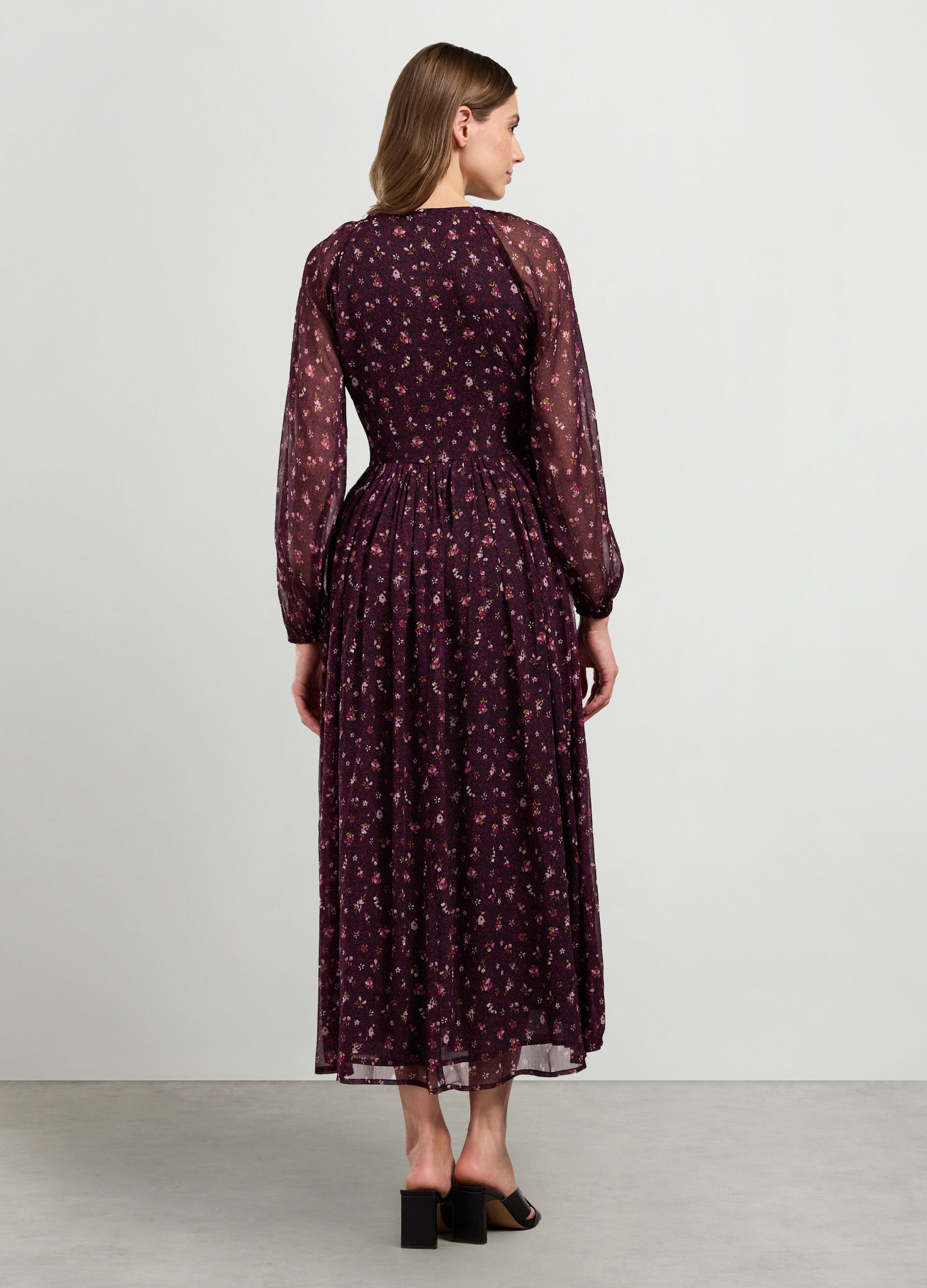 Abito lungo con stampa floreale donna