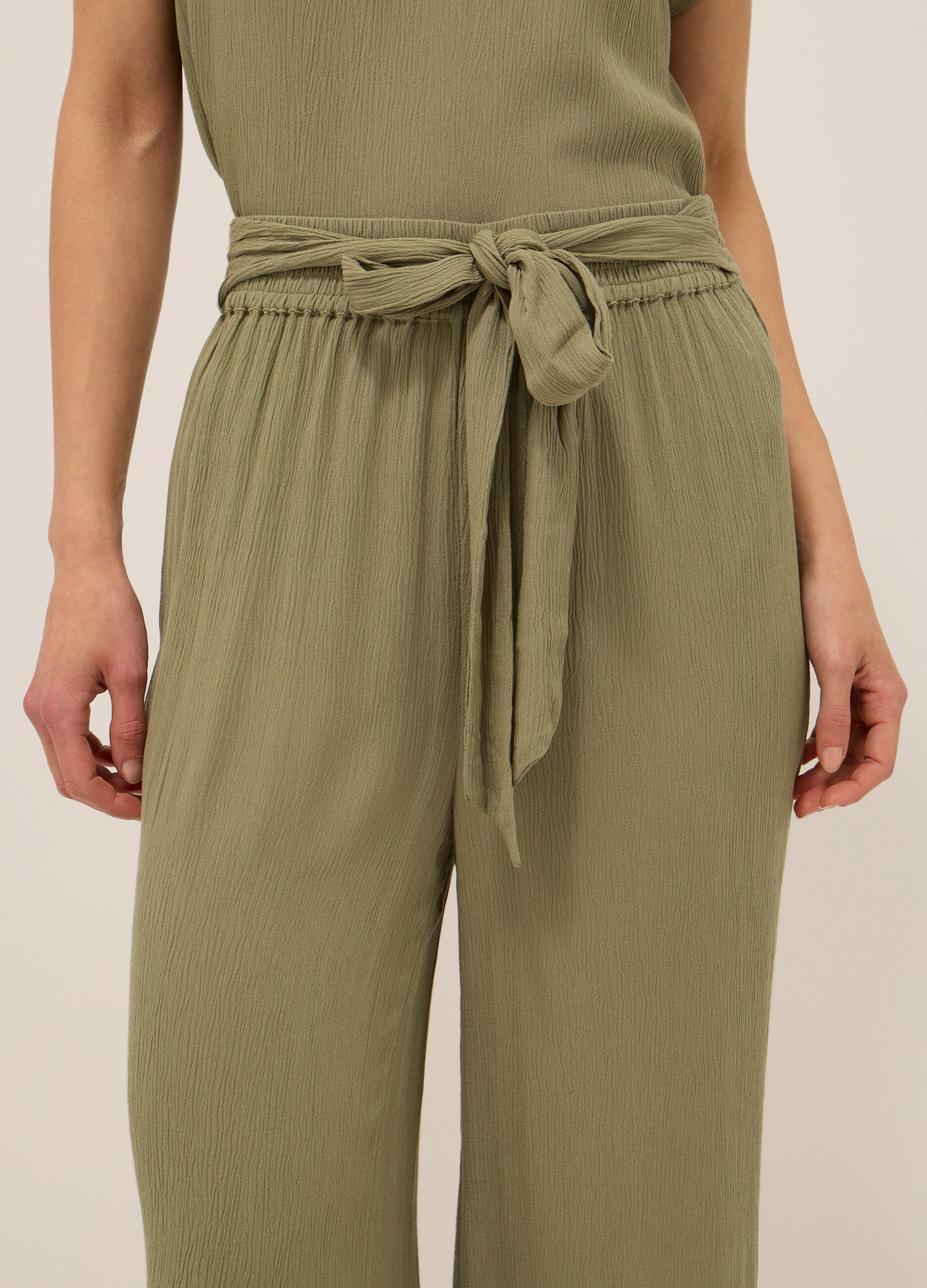 Pantaloni in pura viscosa creponne donna_2