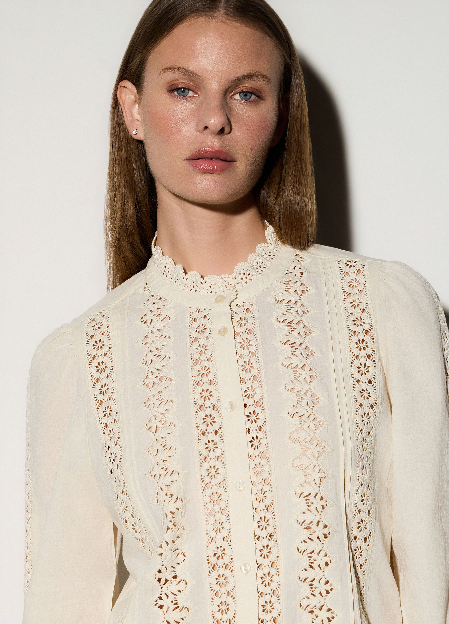 Camicia regular fit con scollo rotondo in pizzo donna_3