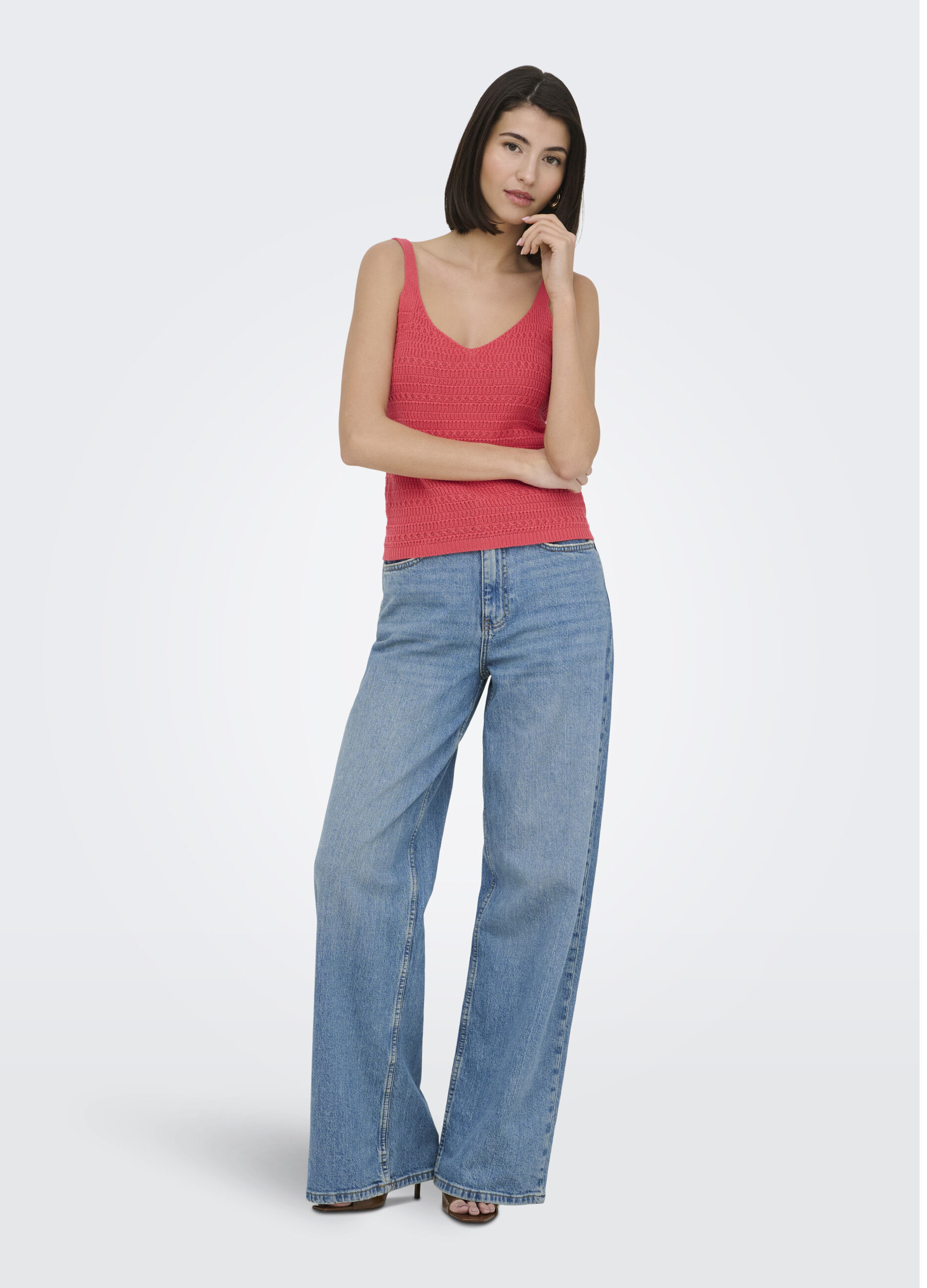 Top in maglia con scollo a V_2