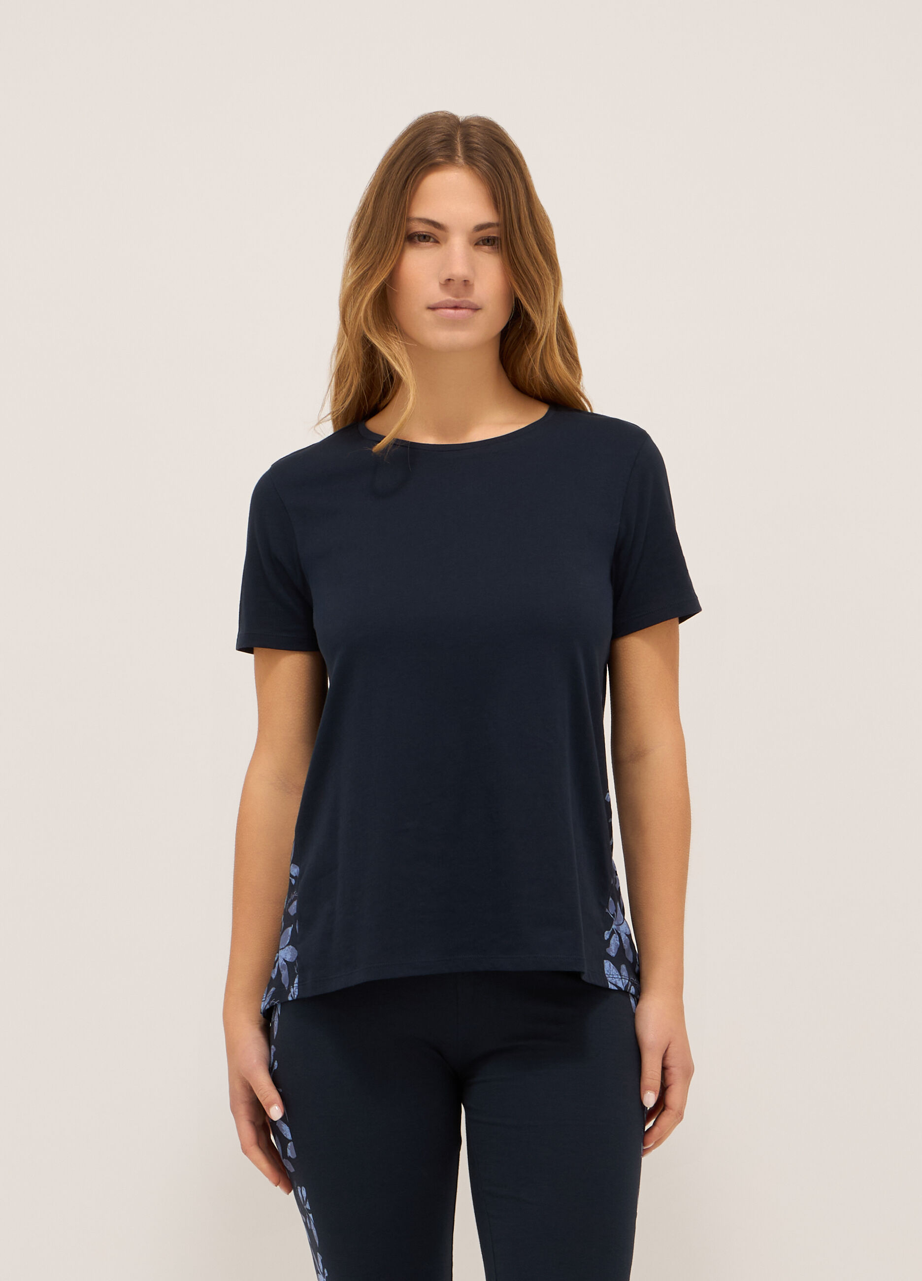 T-shirt fitness in jersey di puro cotone donna_0