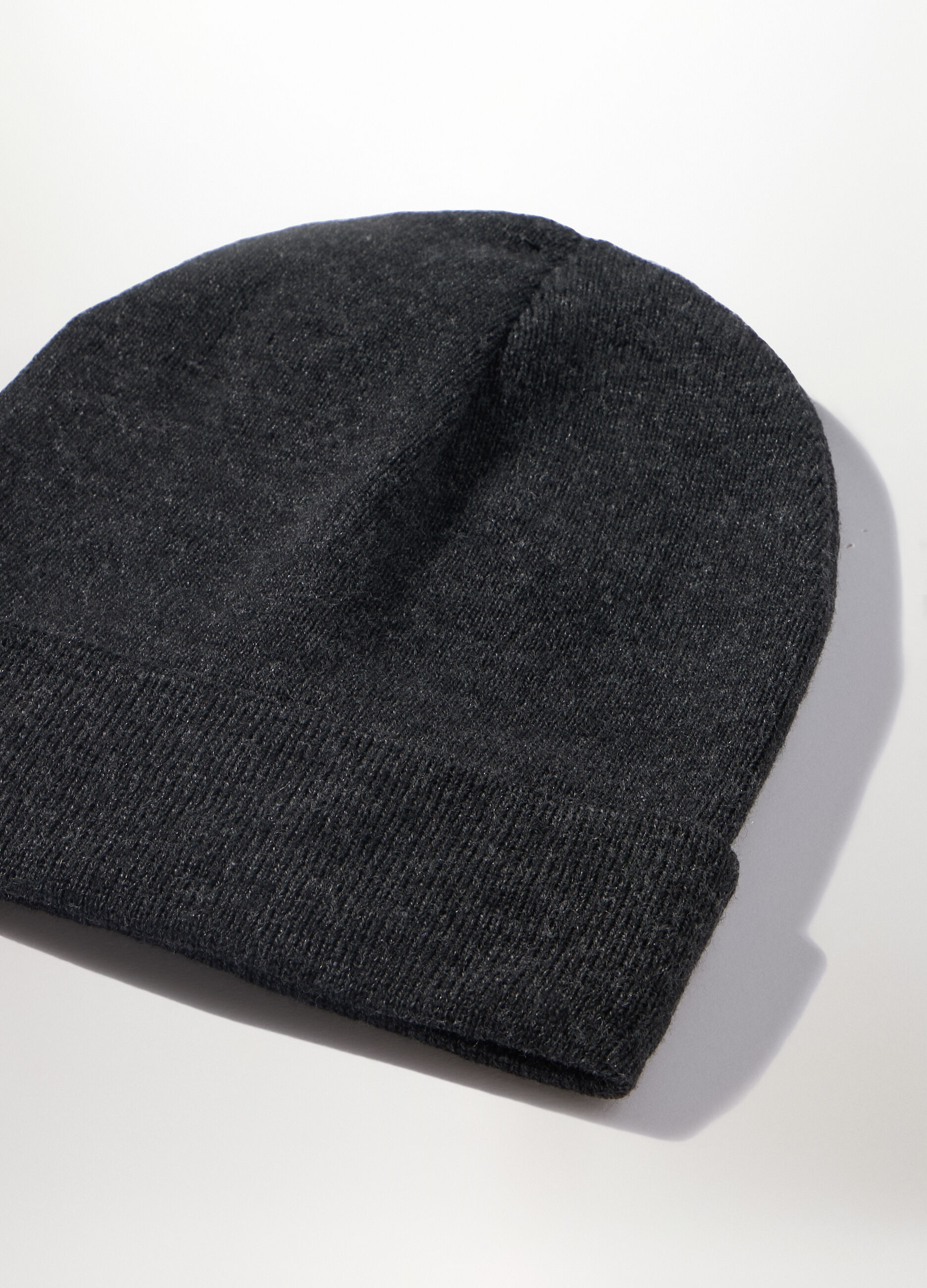 Berretto in maglia con risvolto uomo_2