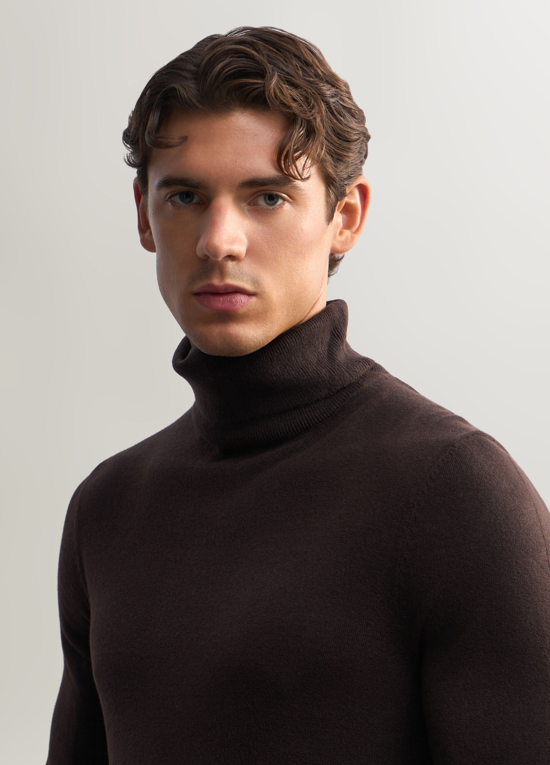 Maglione collo alto slim fit uomo_2