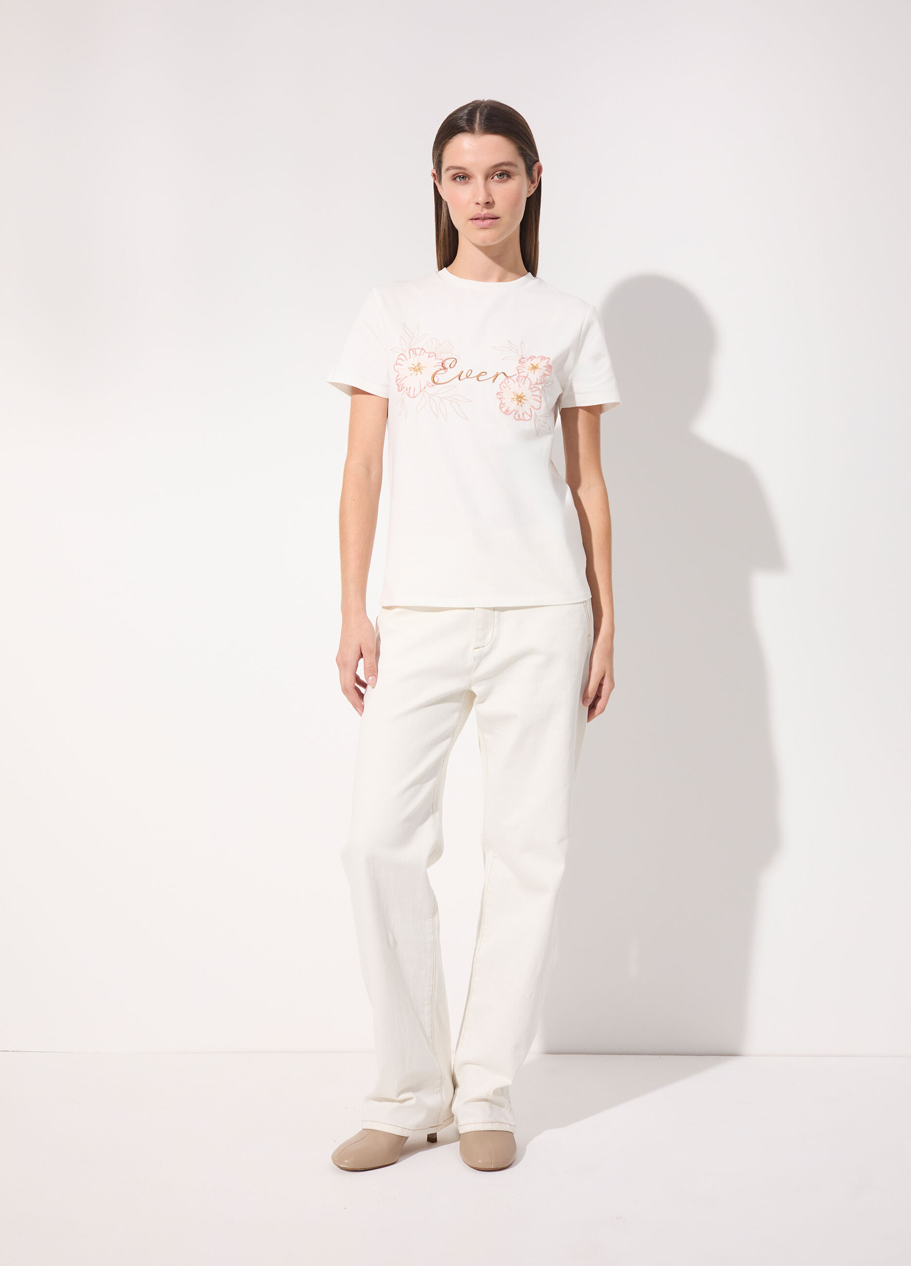 T-shirt in cotone stretch con ricami donna_0