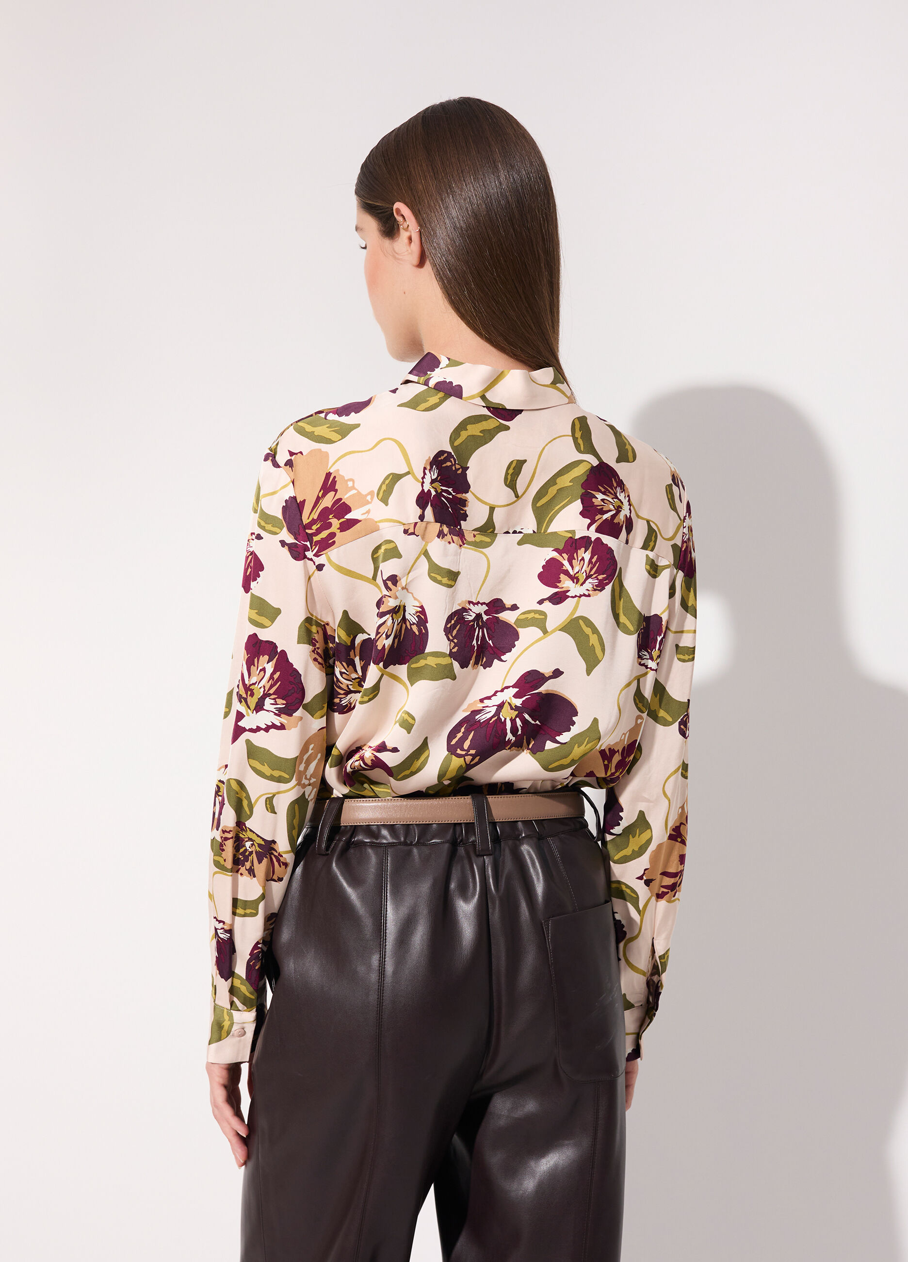 Camicia in viscosa satin in fantasia donna_2