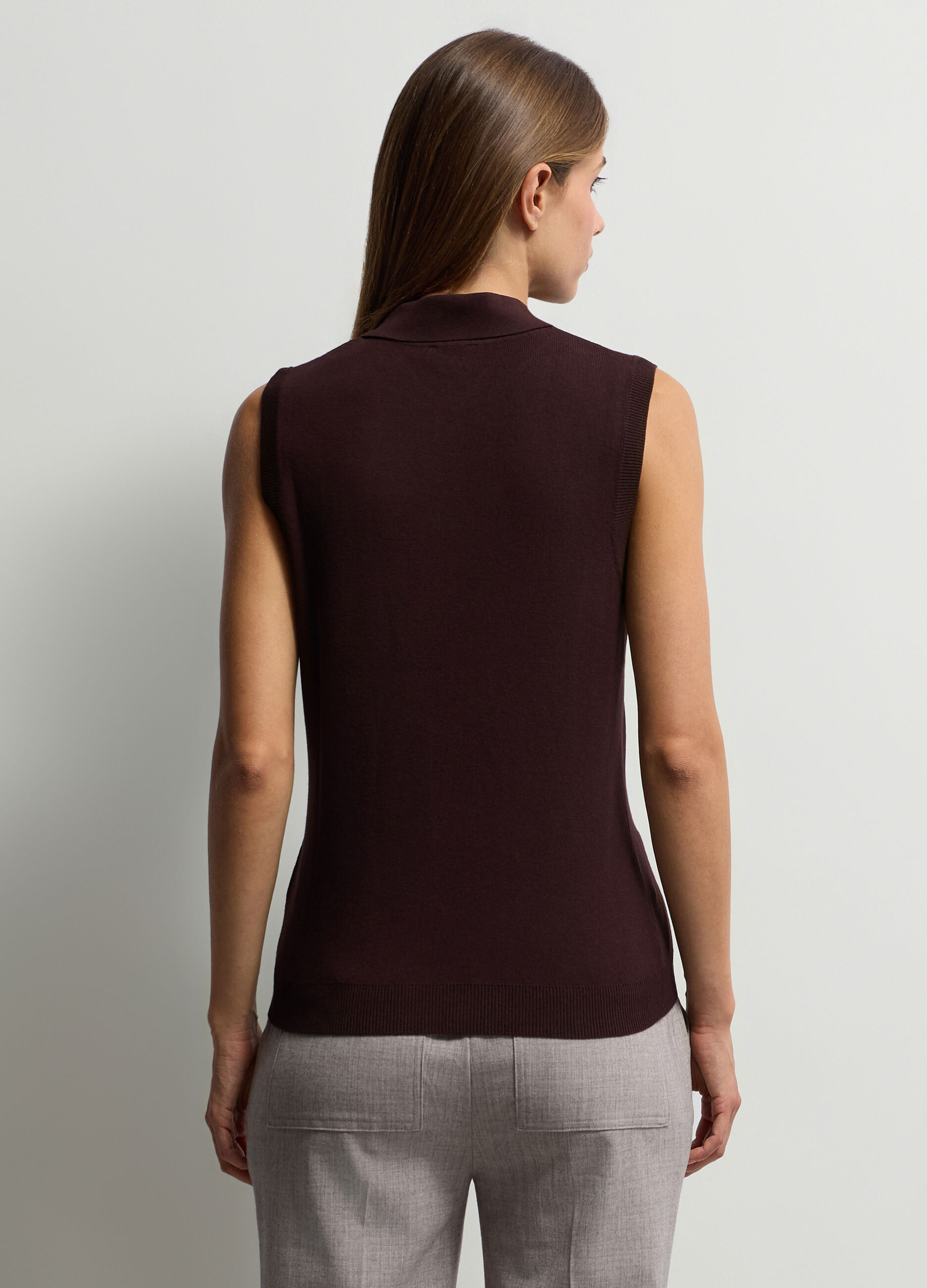 Gilet con colletto classico in maglia rasata donna_1