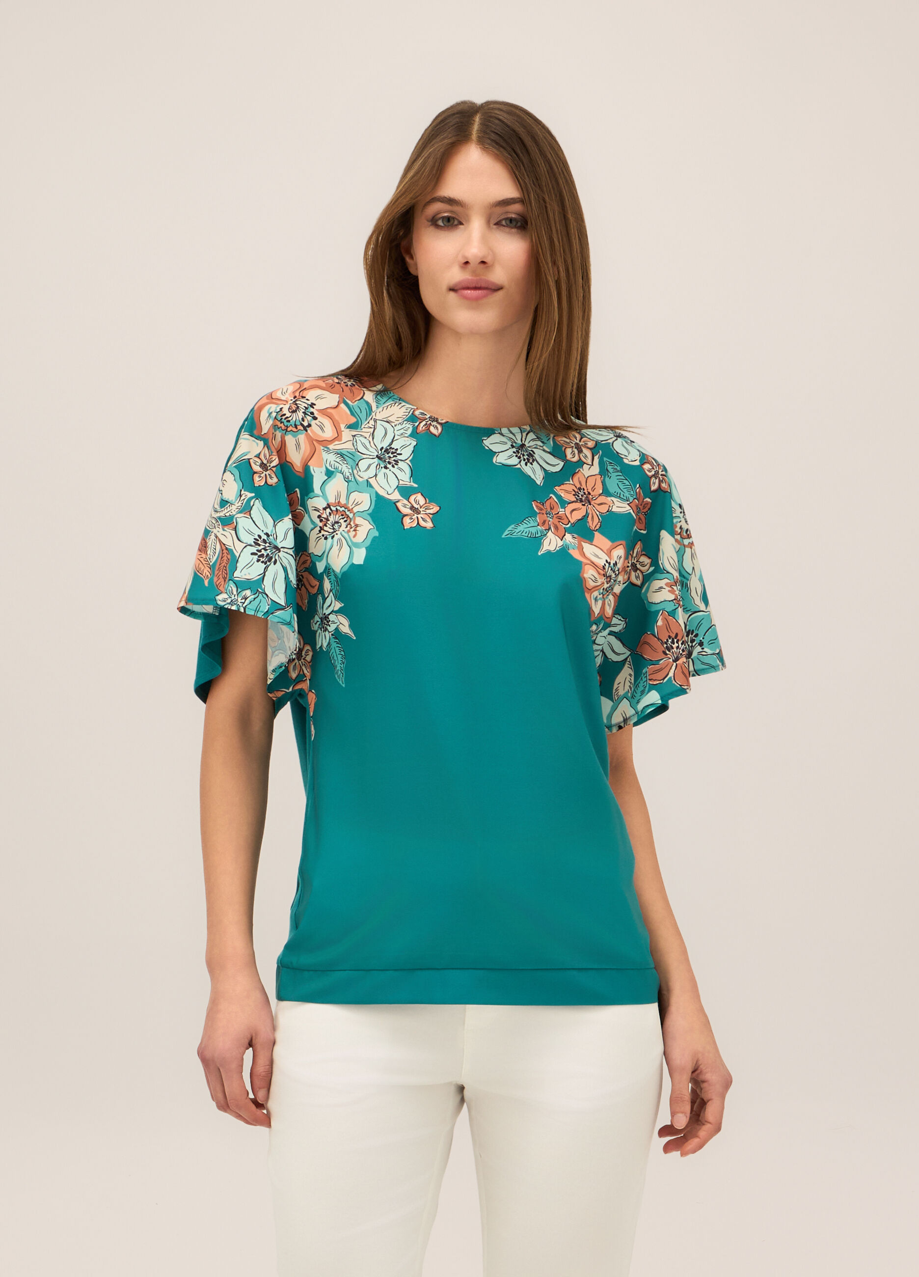 T-shirt con maniche ad aletta donna_0