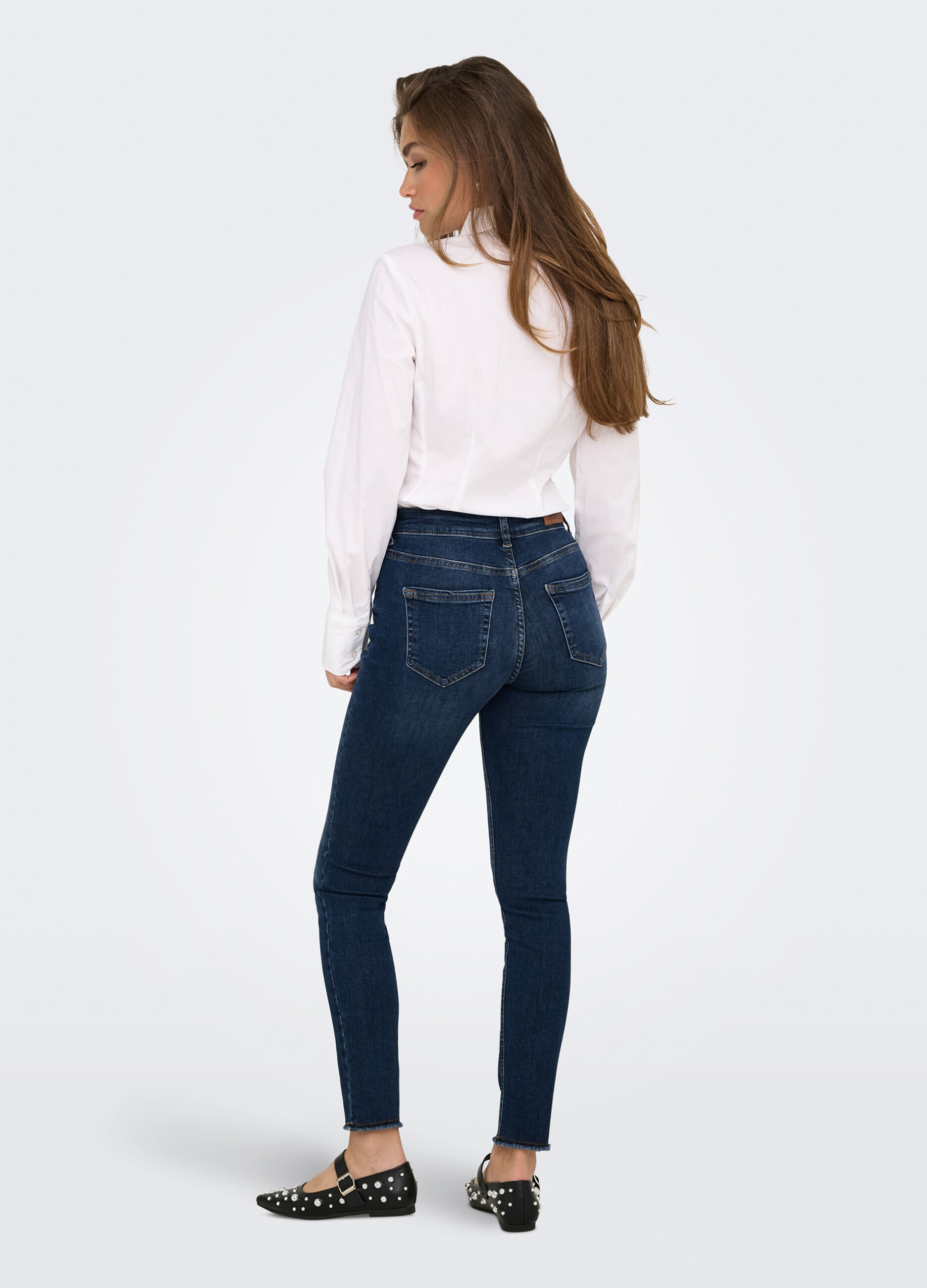 Pantaloni in denim donna_1