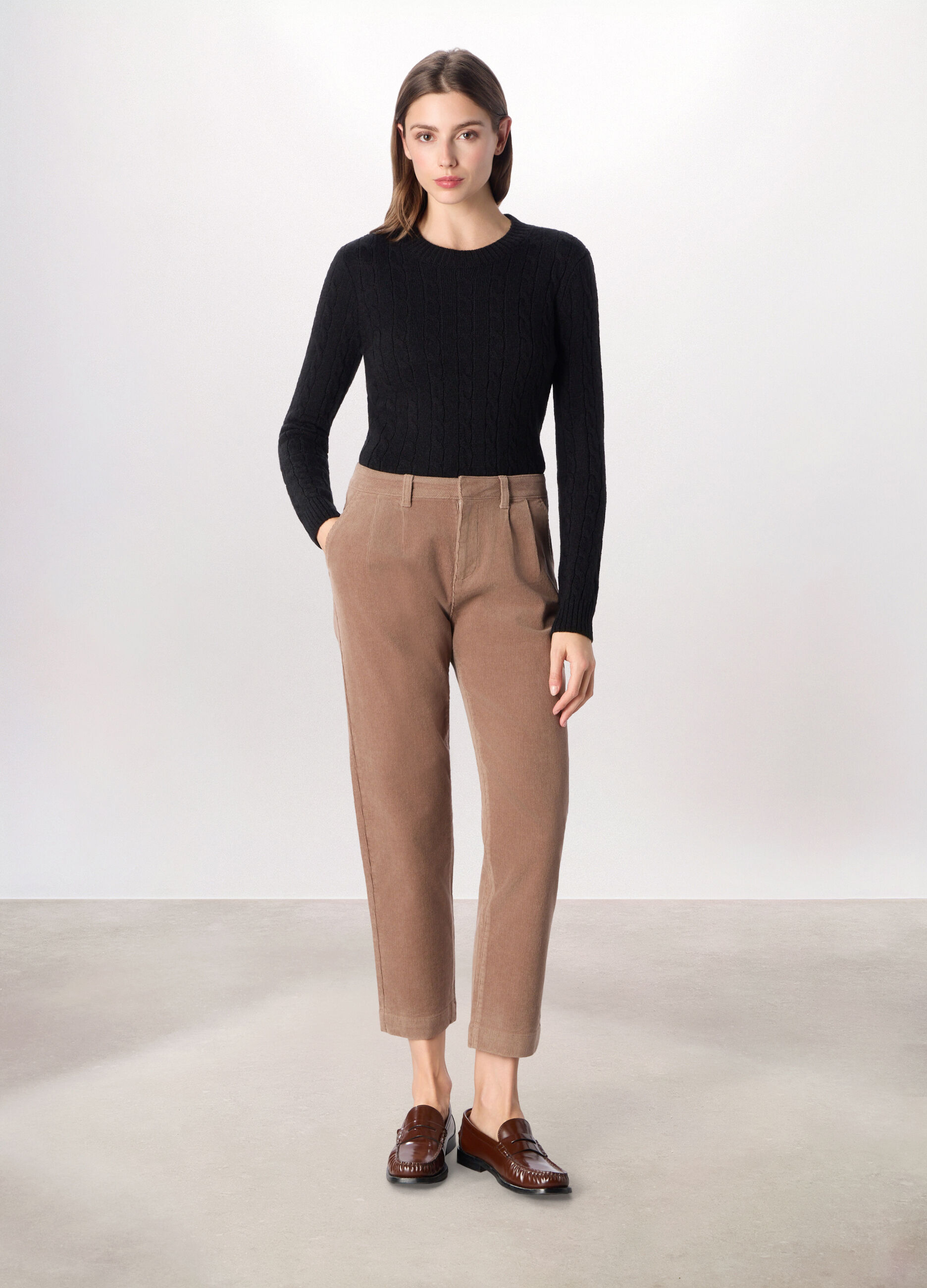 Pantaloni in velluto a coste di cotone stretch donna_0