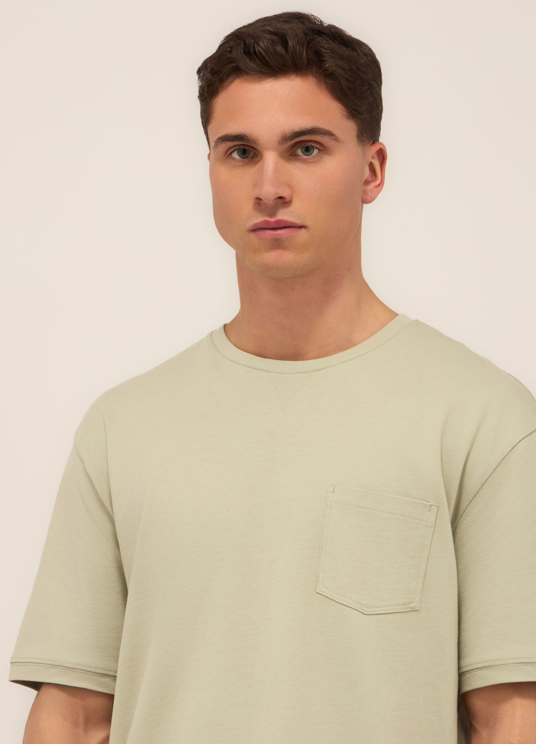 T-shirt con taschino in jersey di cotone_2