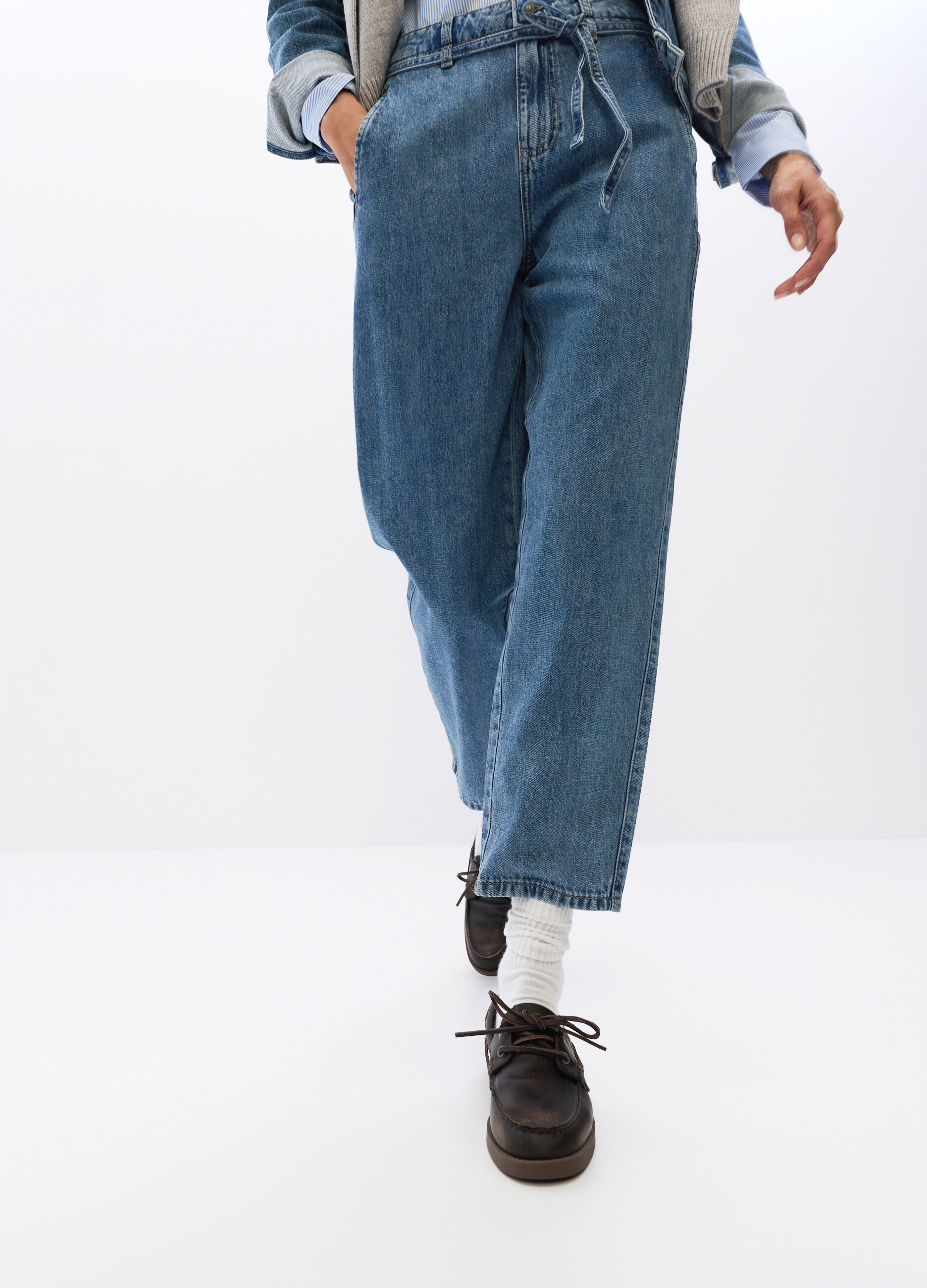 Pantaloni Slouchy Fit in denim di puro cotone donna_2