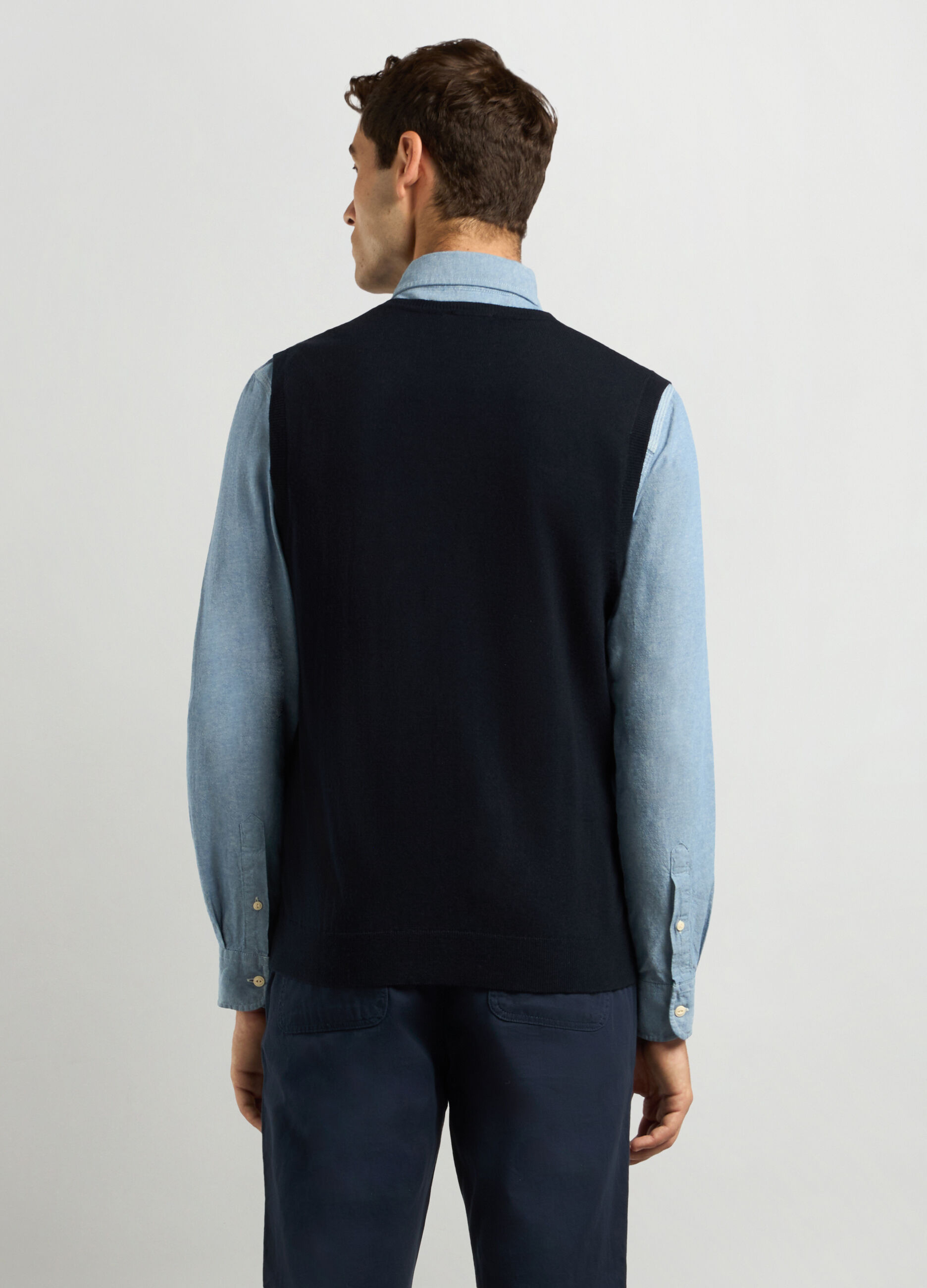 Smanicato collo a V maglia rasata uomo_1