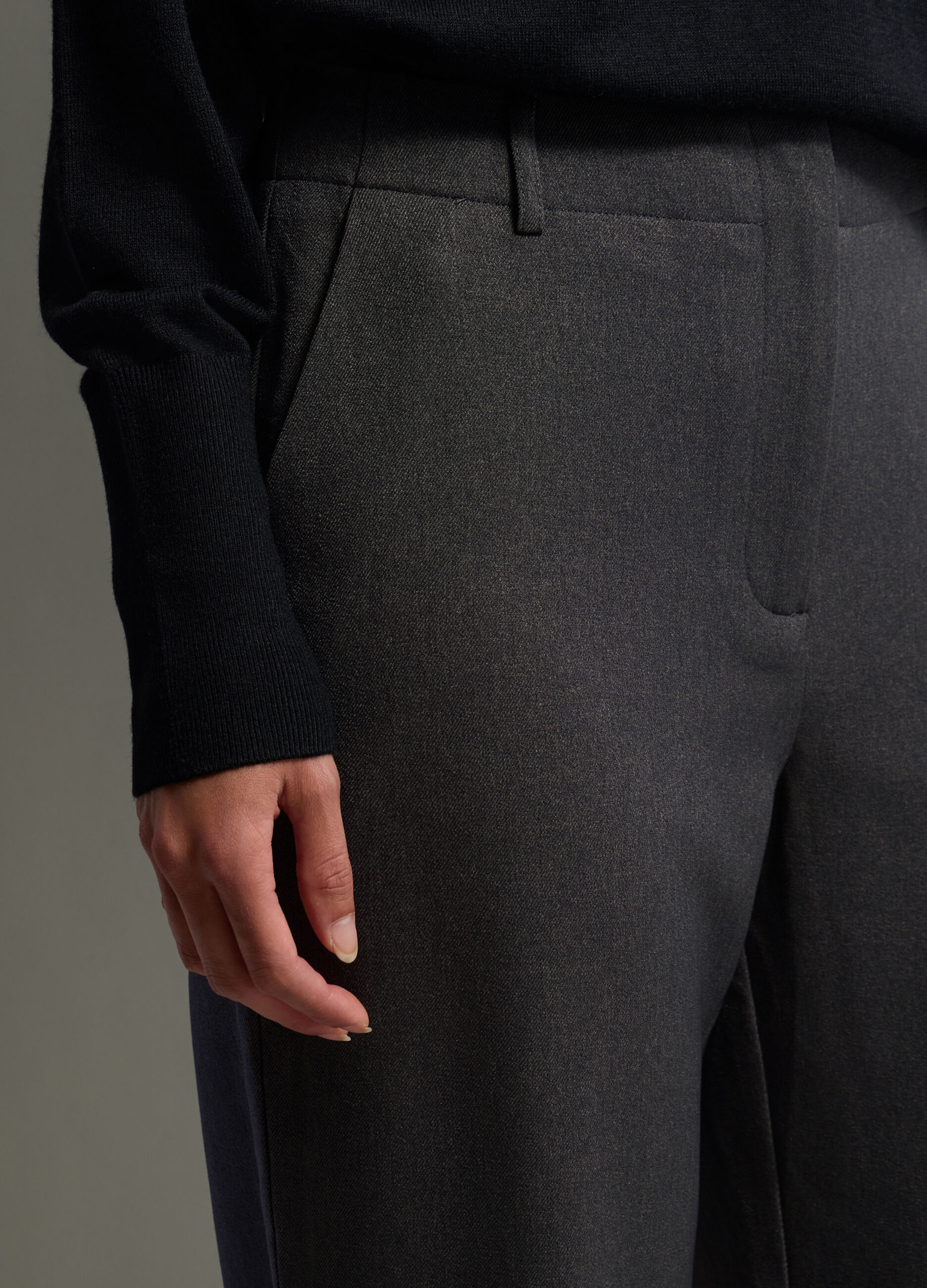 Pantaloni Fit Regular donna_3