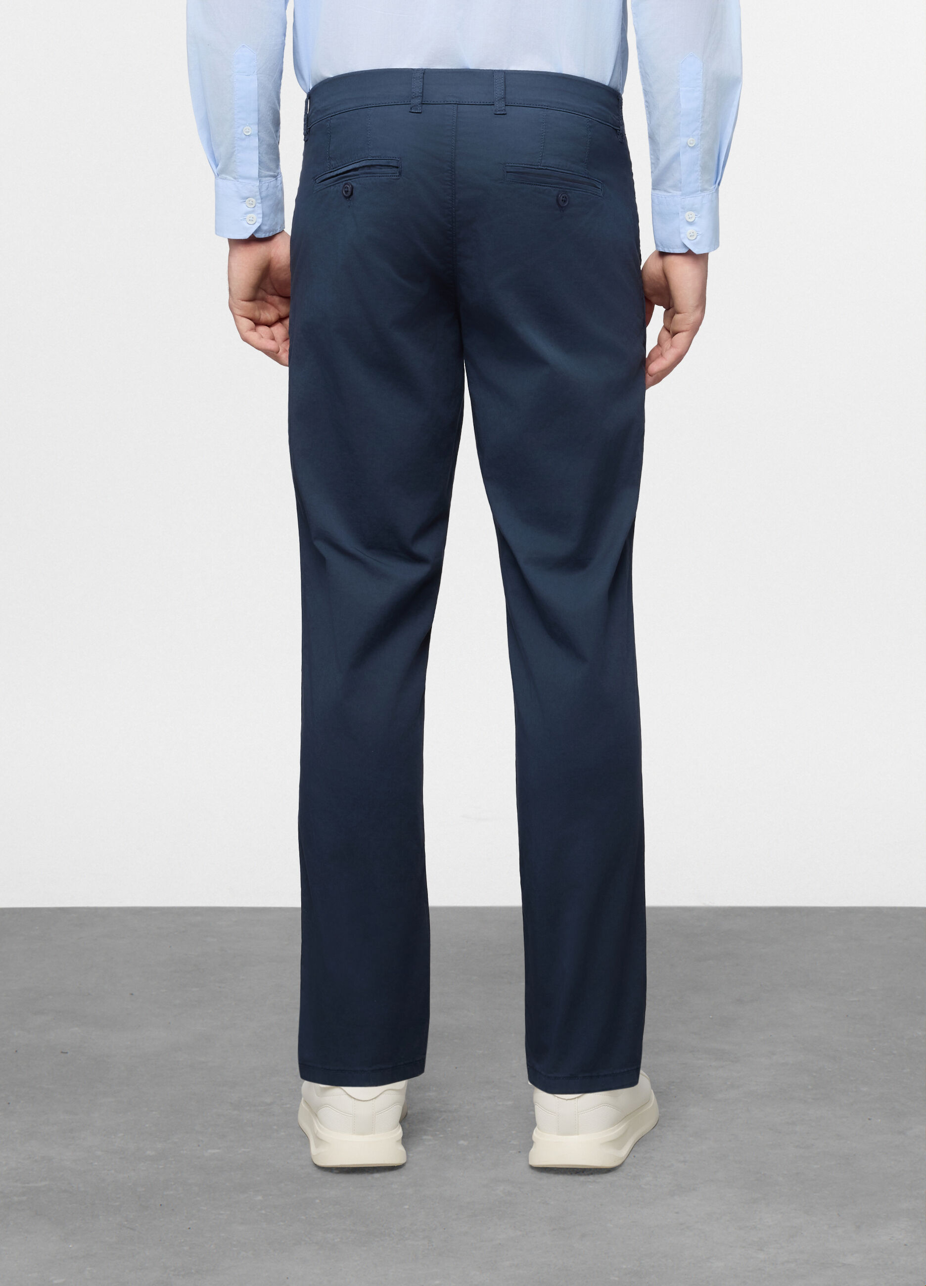 Pantalone chino slim fit in twill di cotone stretch uomo_1