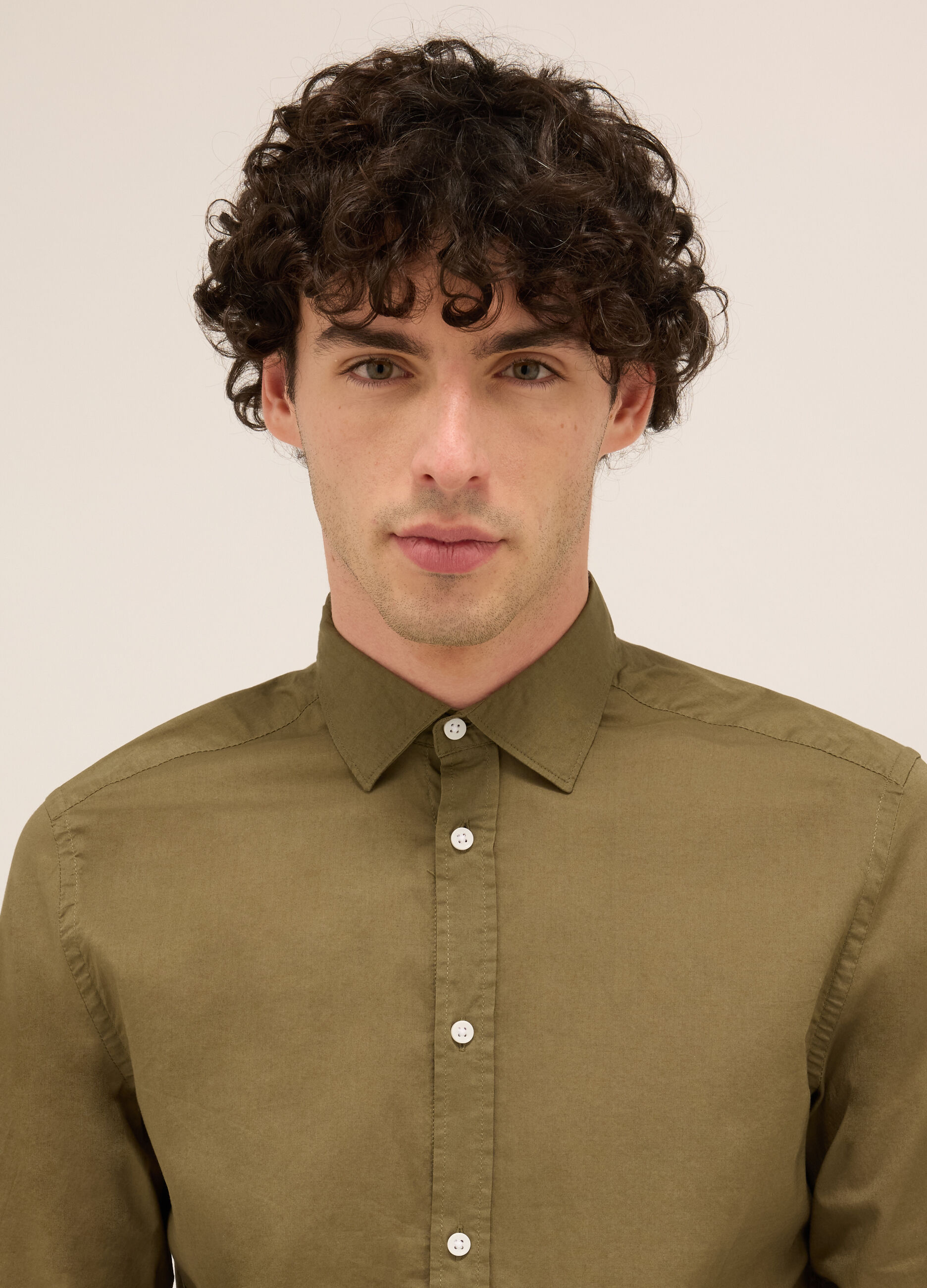 Camicia regular fit in voile di cotone uomo_2